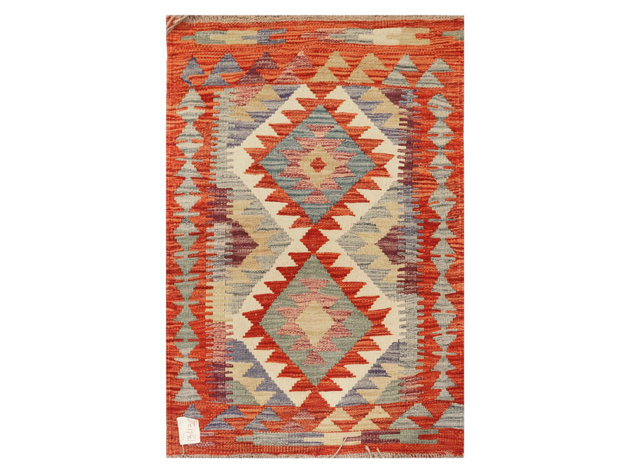 How a Maimana kilim is made