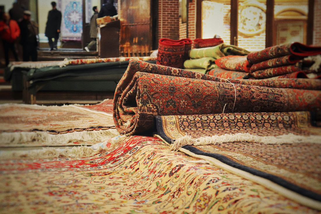 Mixing Tradition with Modern Design: Global Patterns in Pakistani Rugs