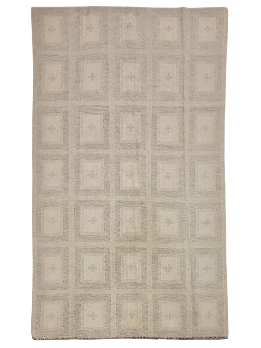 Scandinavian Kilim Rug - Size: 182 × 274 cm