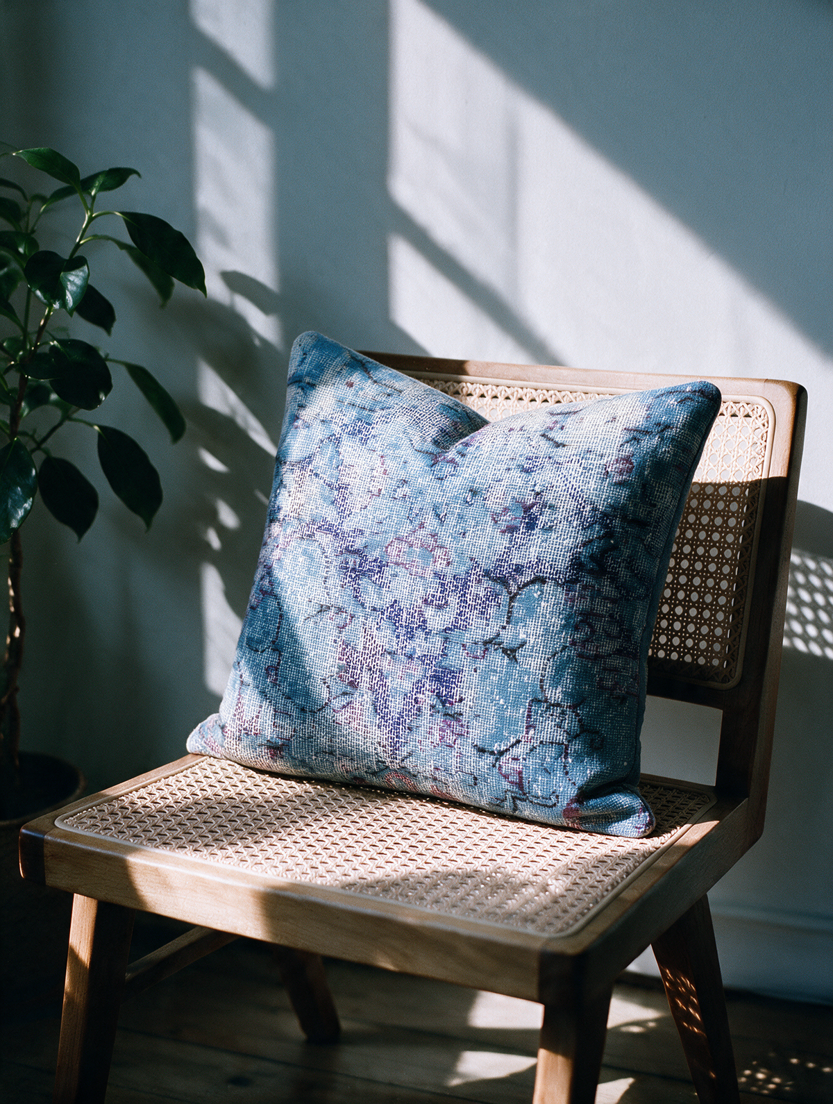 Vintage Persian hand-knotted cushion cover, 45 x 45 cm