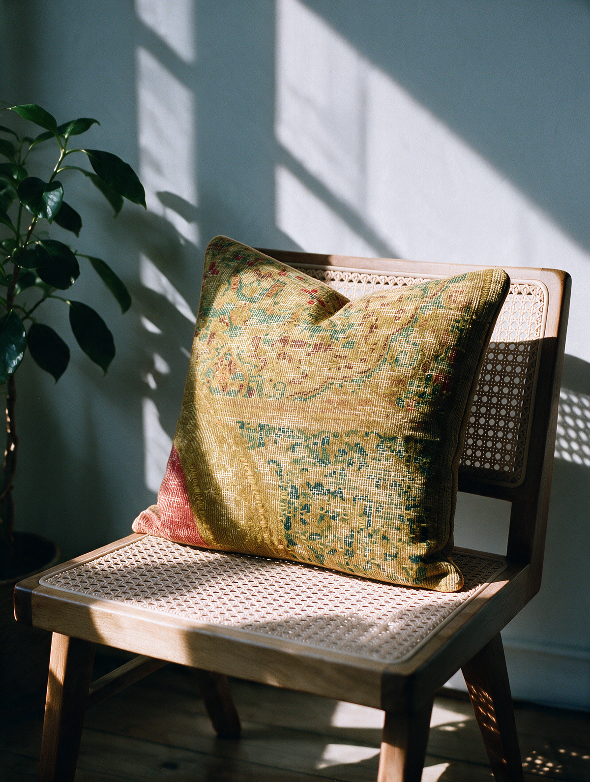 Vintage Persian hand-knotted cushion cover, 45 x 45 cm