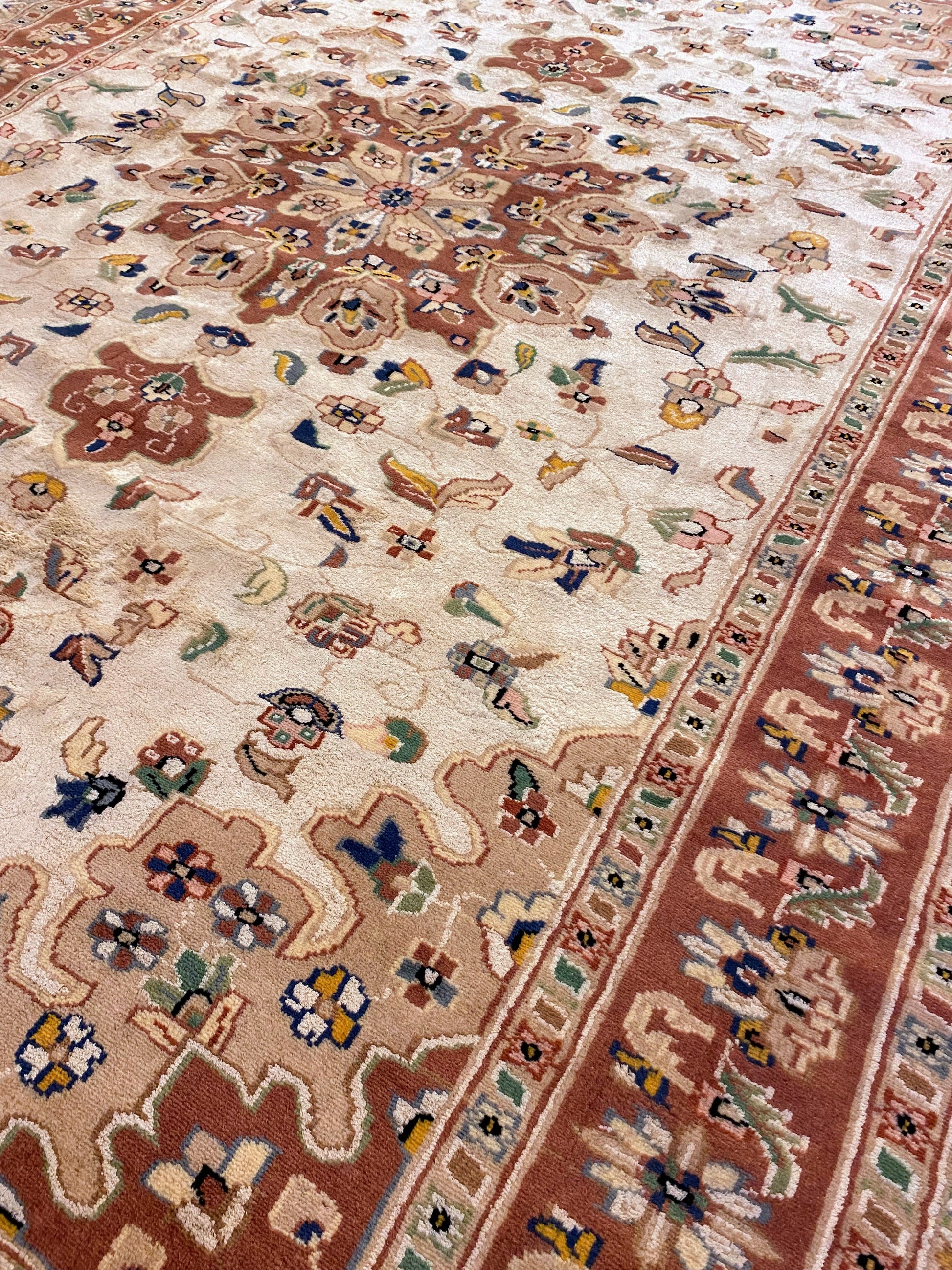 Persian Silk - Size: 8.5 x 6.3 - Imam Carpet Co