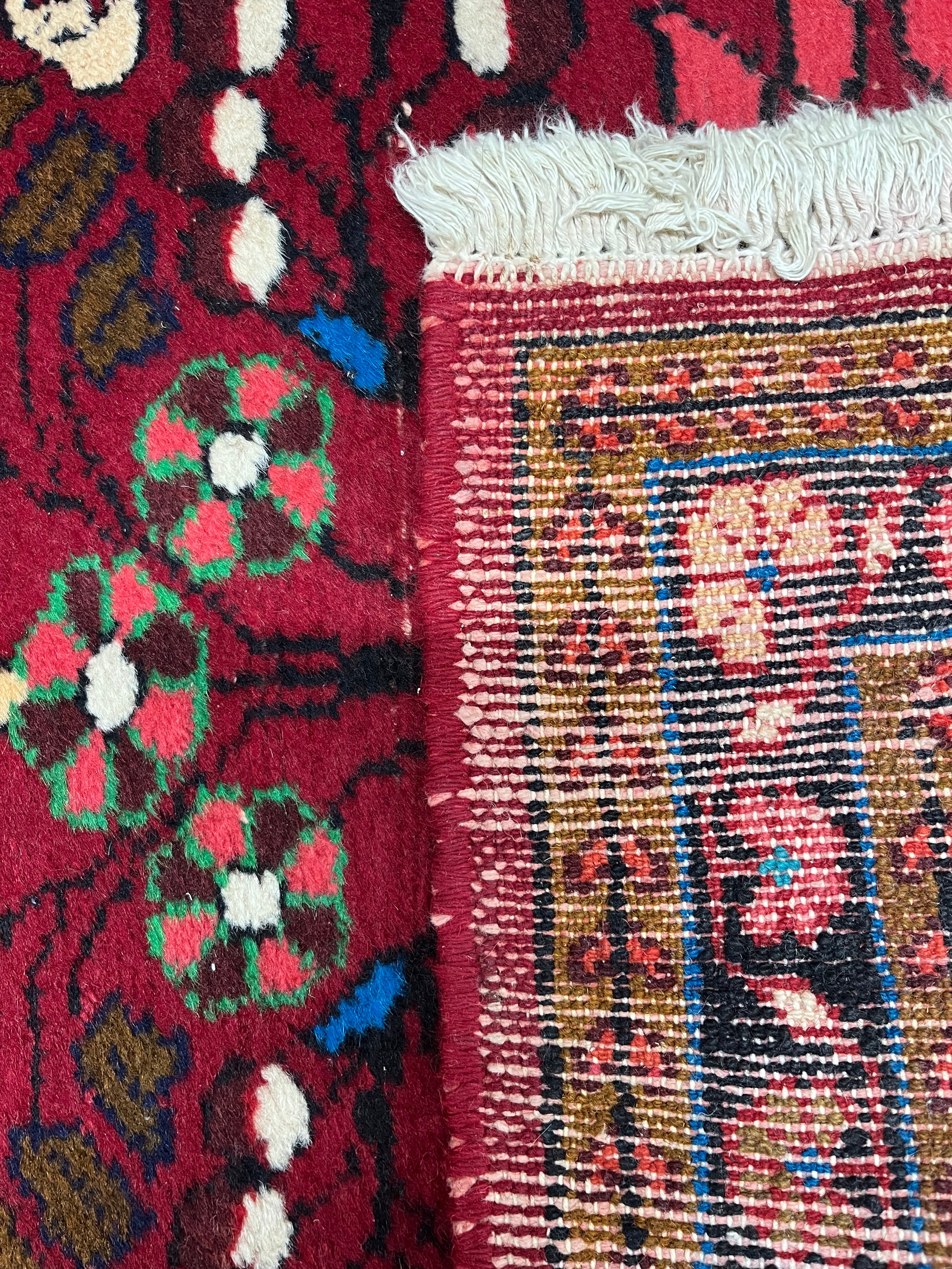 Shiraz Persian Vintage Hand Knotted Wool Rug - 140 x 80 cm