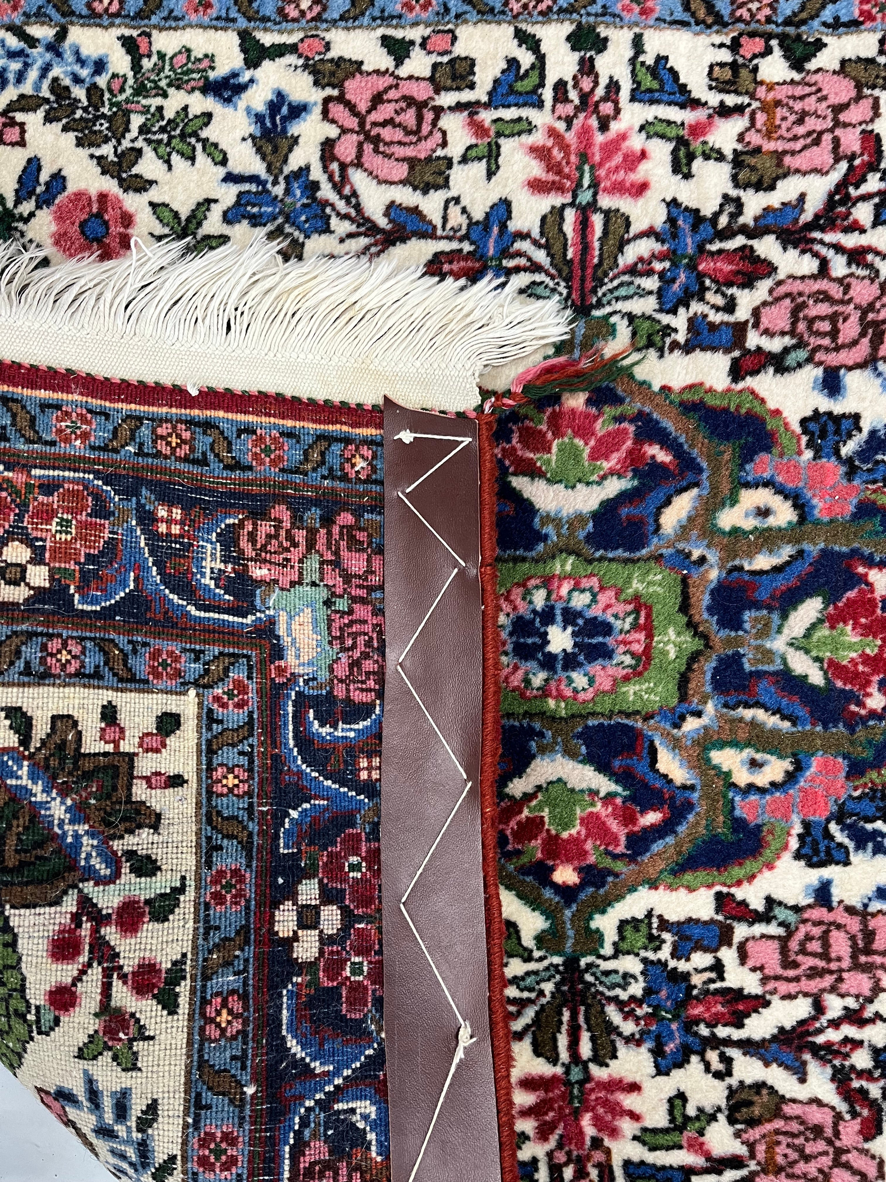 Saruk Persian Vintage Hand Knotted Wool Rug - 120 x 75 cm