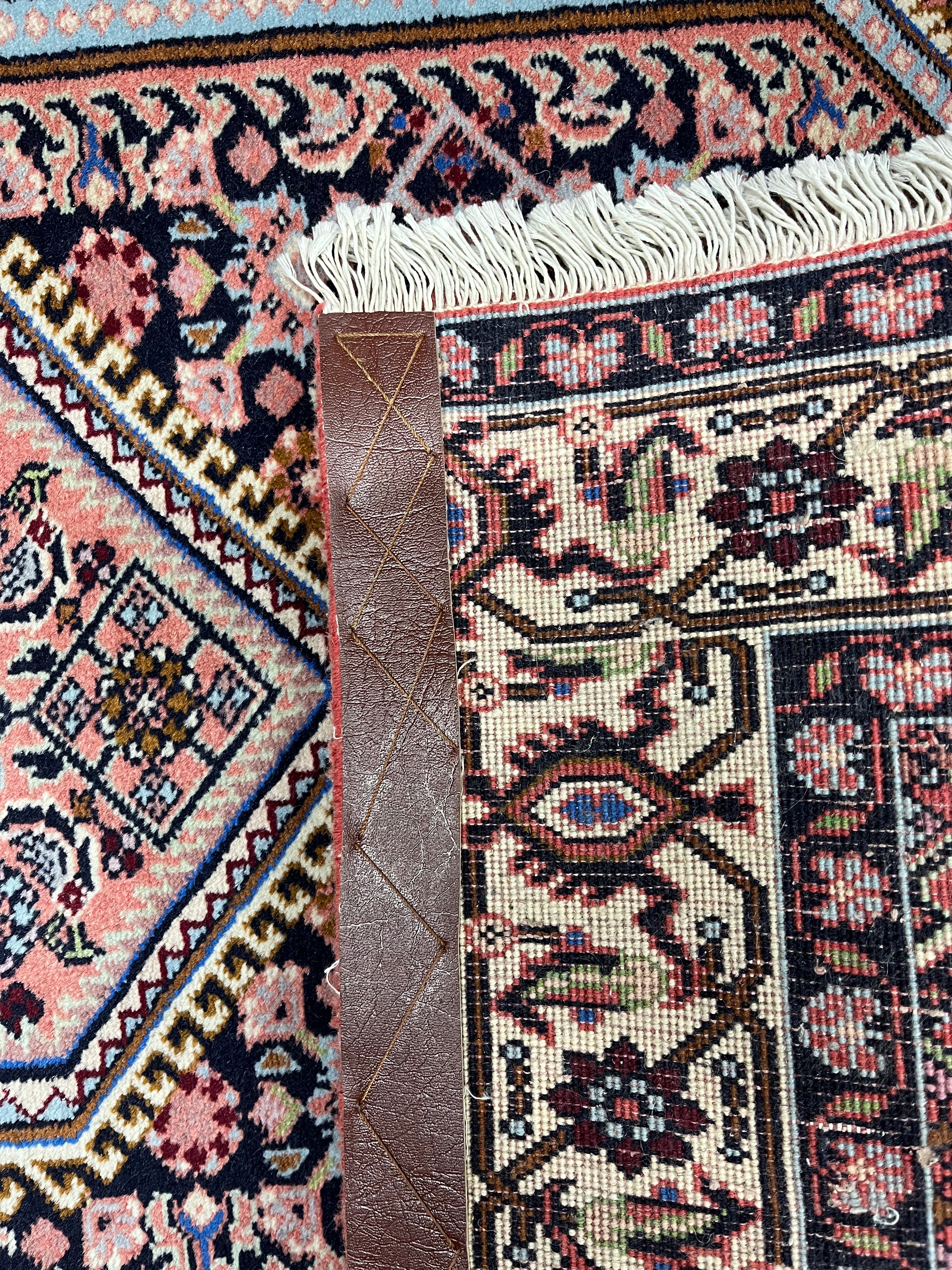 Bidjar Persian Vintage Hand Knotted Wool Rug - 145 x 85 cm