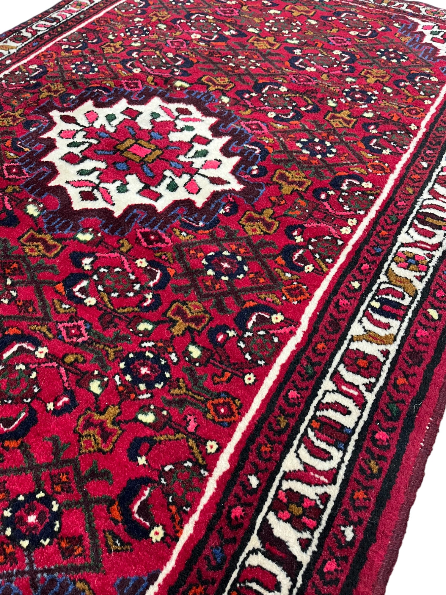 Hamadan Persian Vintage Hand Knotted Wool Rug - 170 x 115 cm