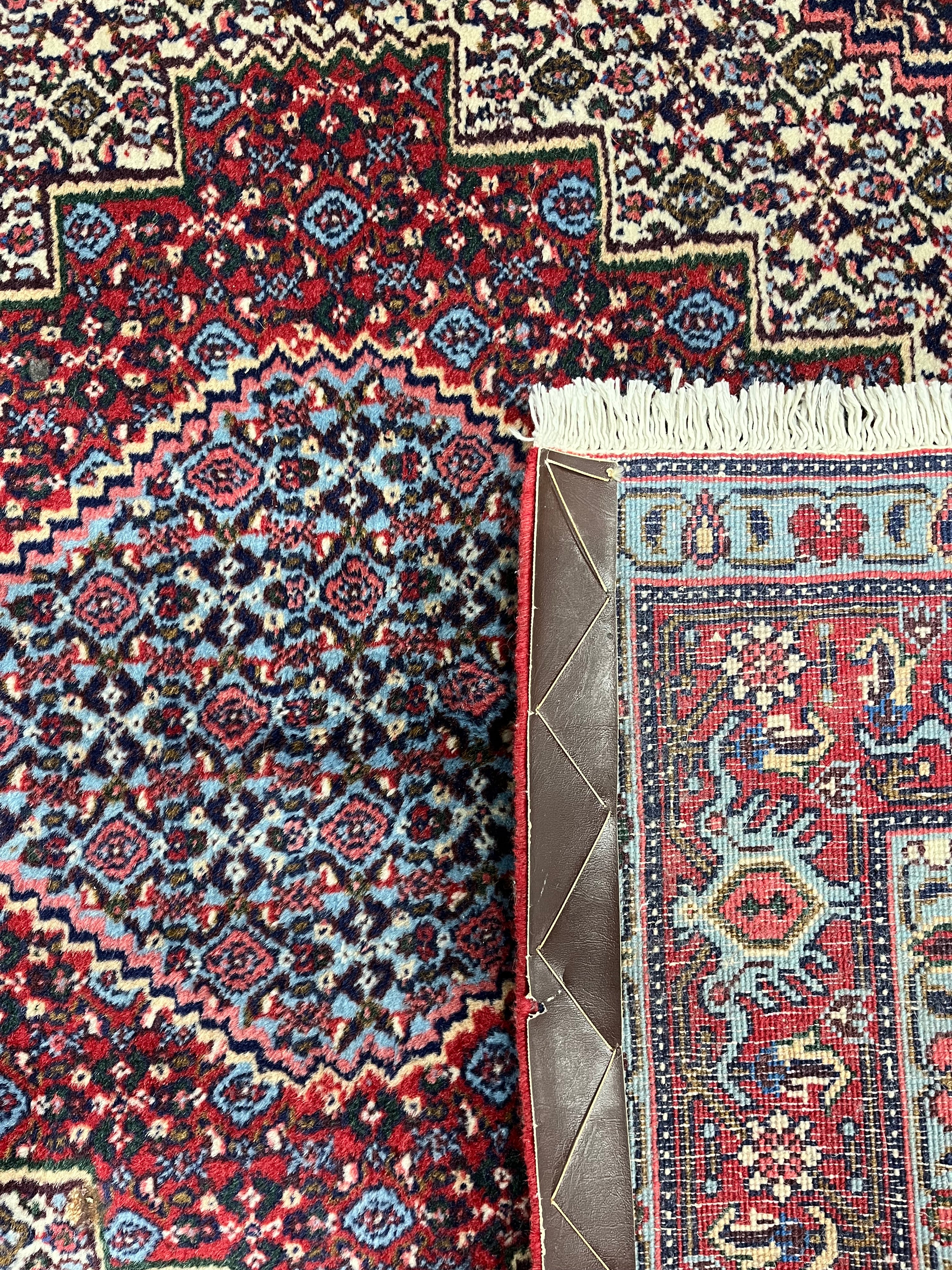 Senneh Persian  Vintage Hand Knotted Wool Rug - 150 x 130 cm