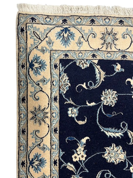 Nain Persian Vintage Hand Knotted Wool Rug - 160 x 120 cm