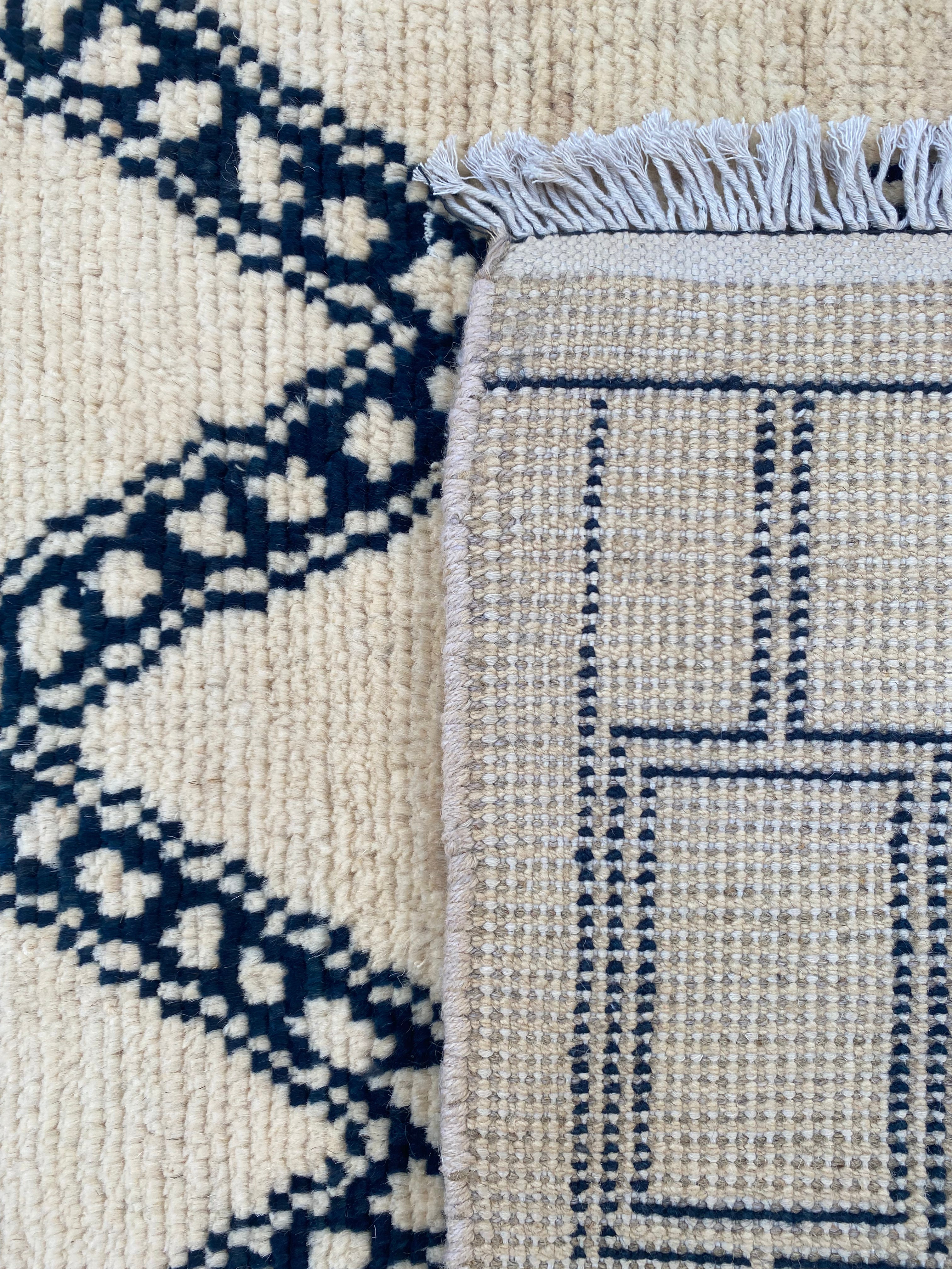 Grel Hand Knotted Rug - Size: 190 x 125 cm