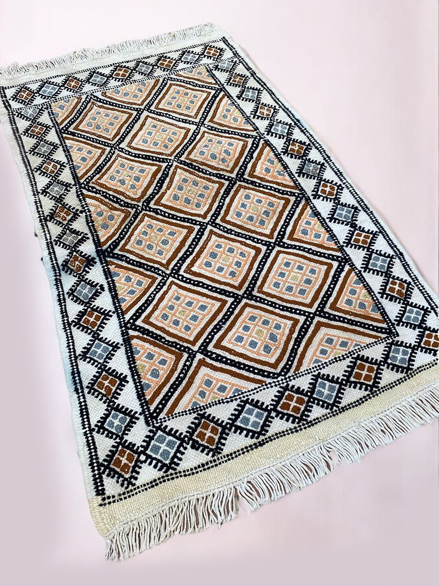 Harem - Größe: 2,6 x 1,6