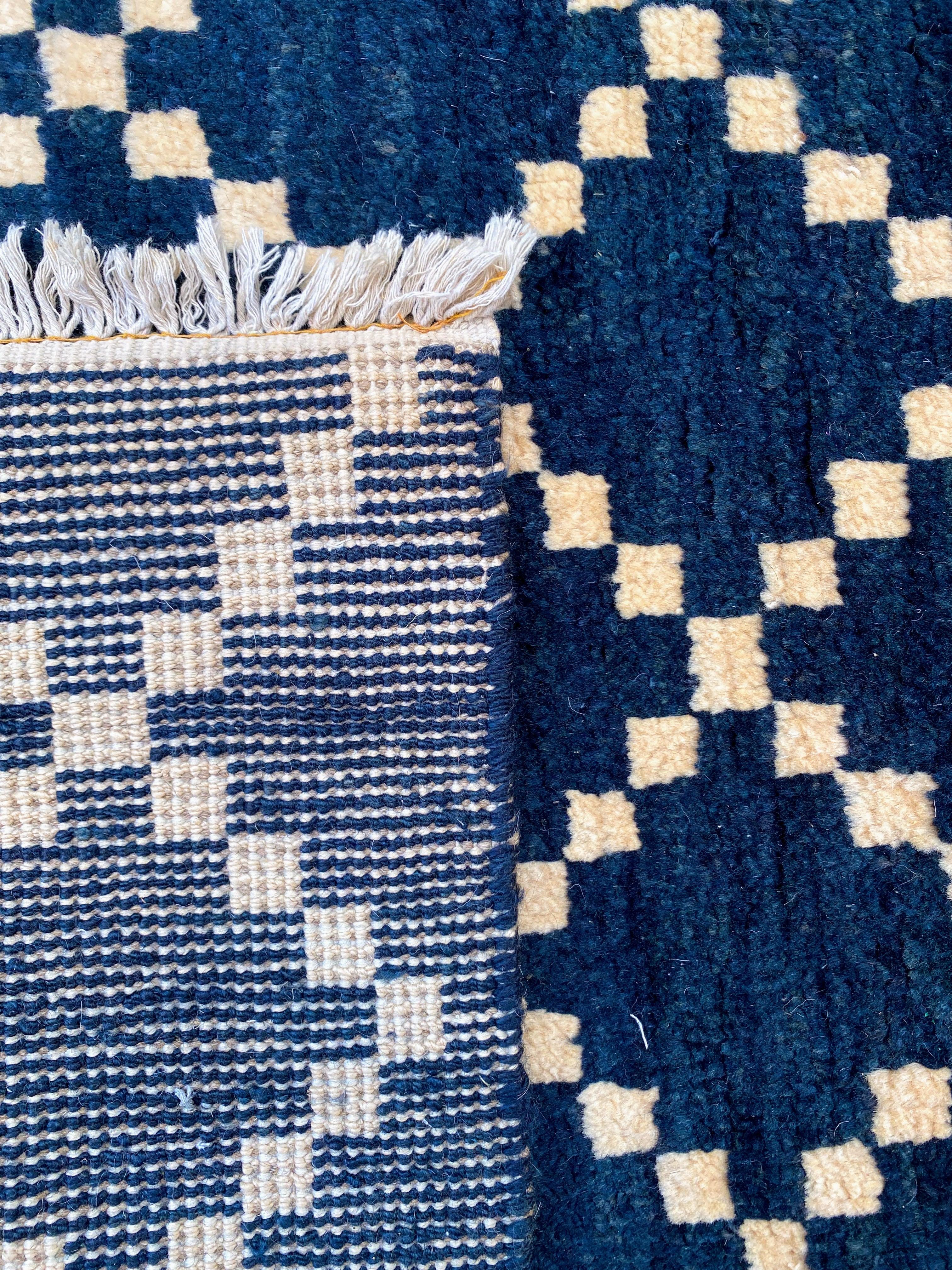 Oases Handgeknüpfter Teppich – Auf Bestellung gefertigt