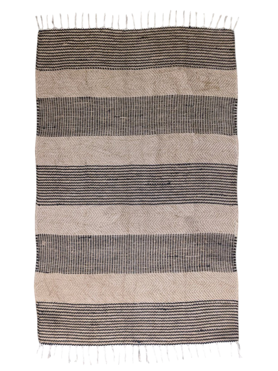 JUT1811126