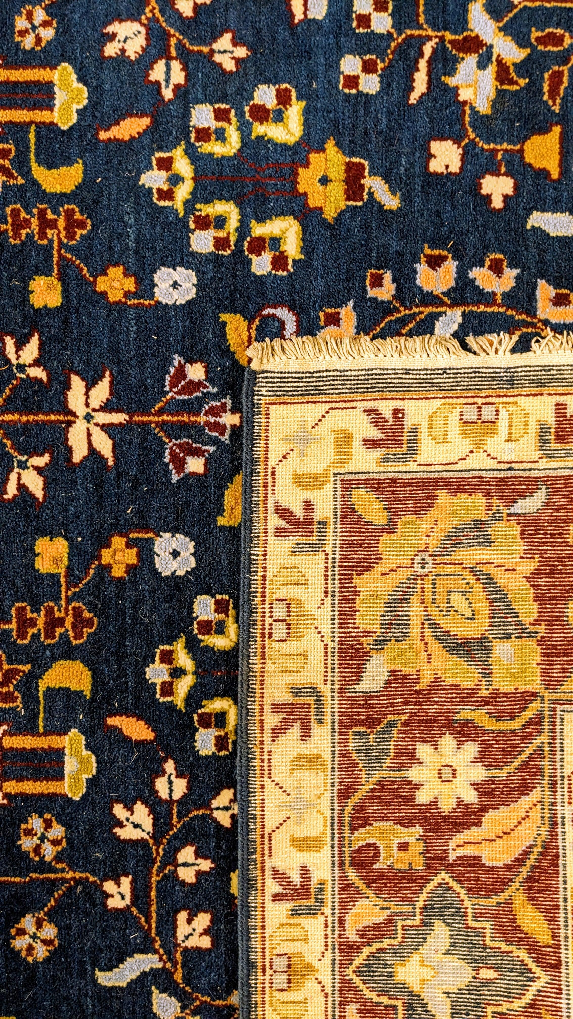 Oriental Chobi Rug - Size: 295 × 198 cm