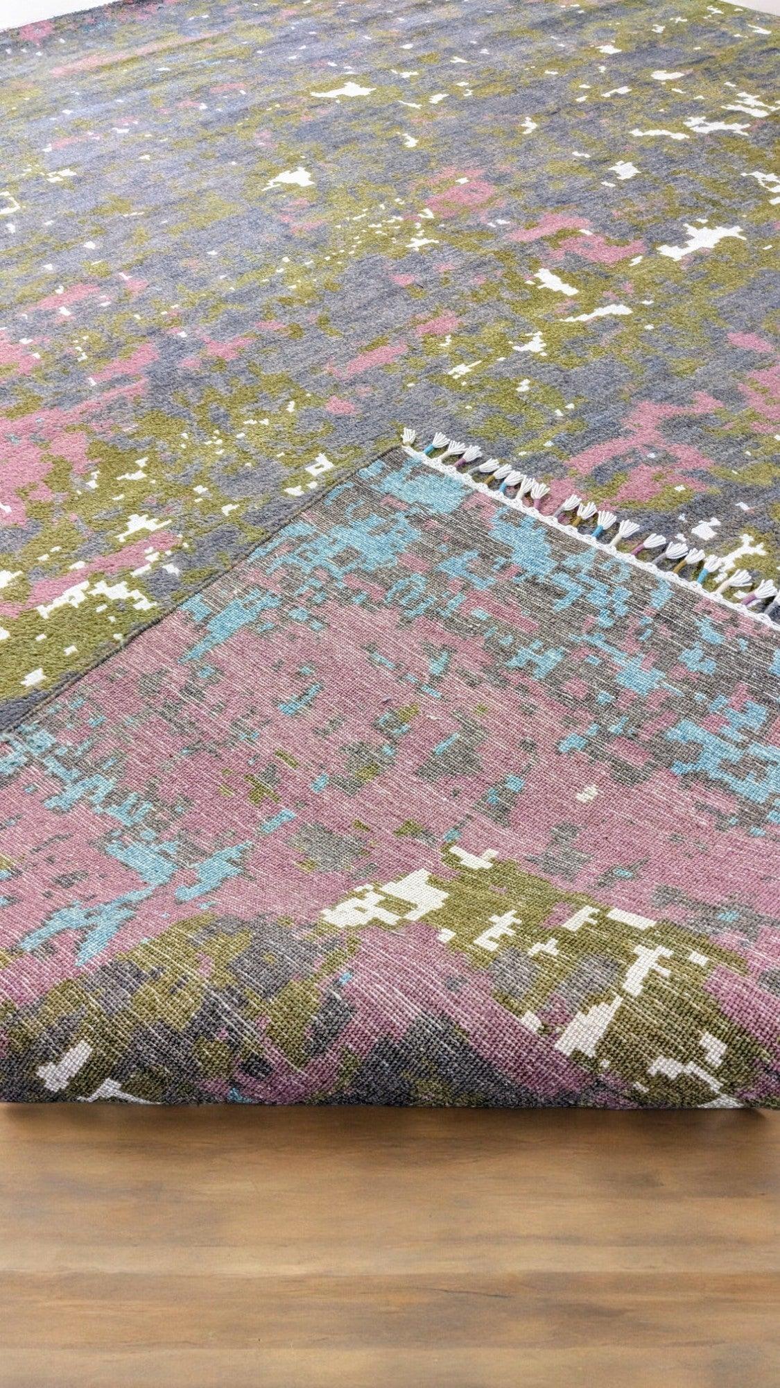 Modern Chobi Silk & Wool Rug - Size: 301 × 243 cm