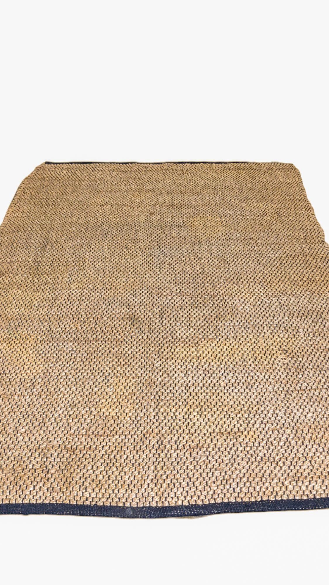 Braided Natural Jute Rug - 186 x 146 cm