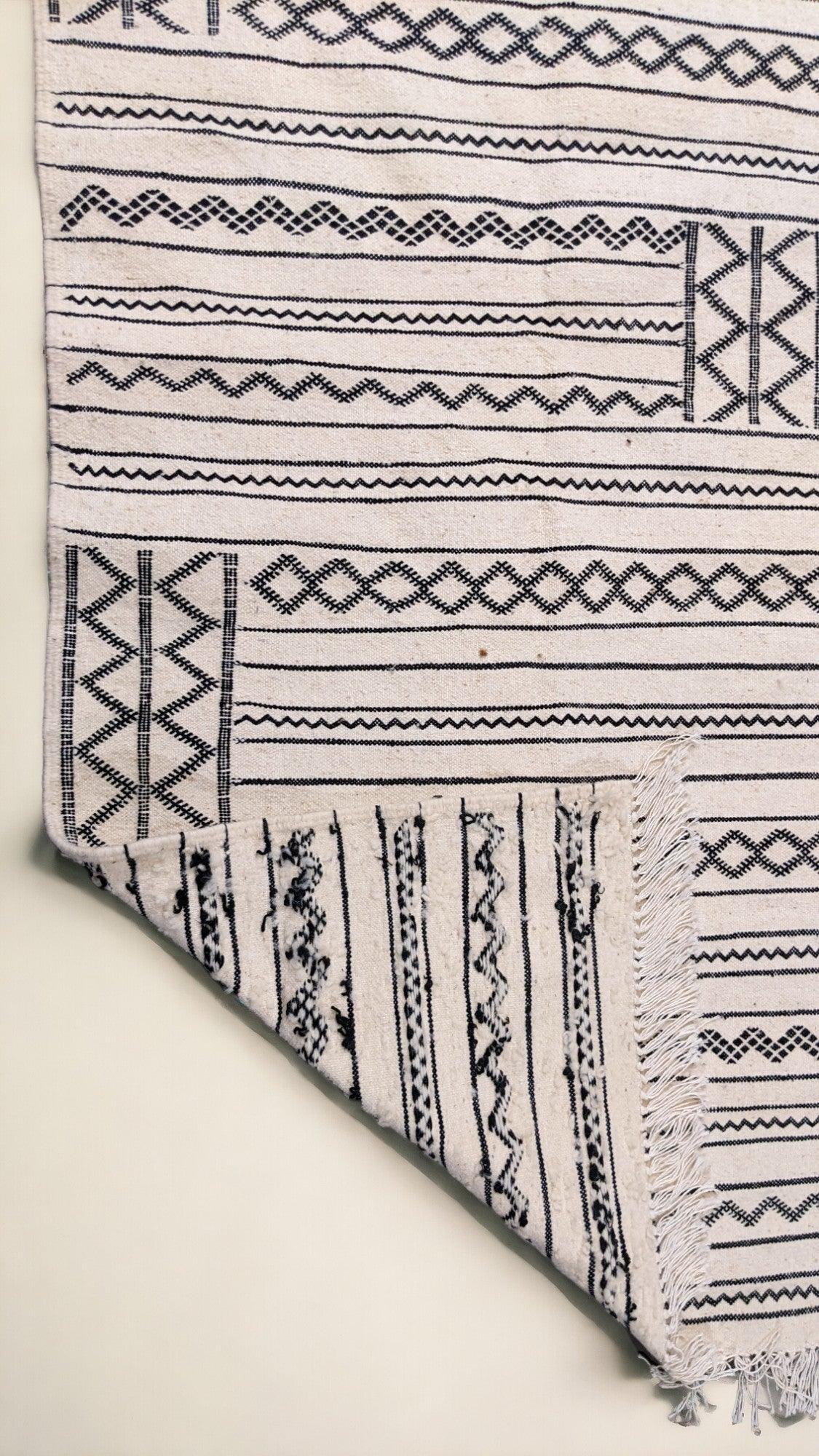 Sumak Moroccan Vintage Kilim Rug - Size: 219 × 149 cm