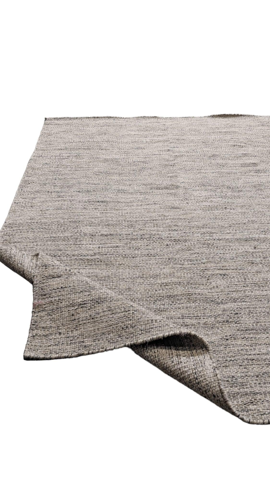 Modern Flatweave Rug - Size: 201 × 143 cm