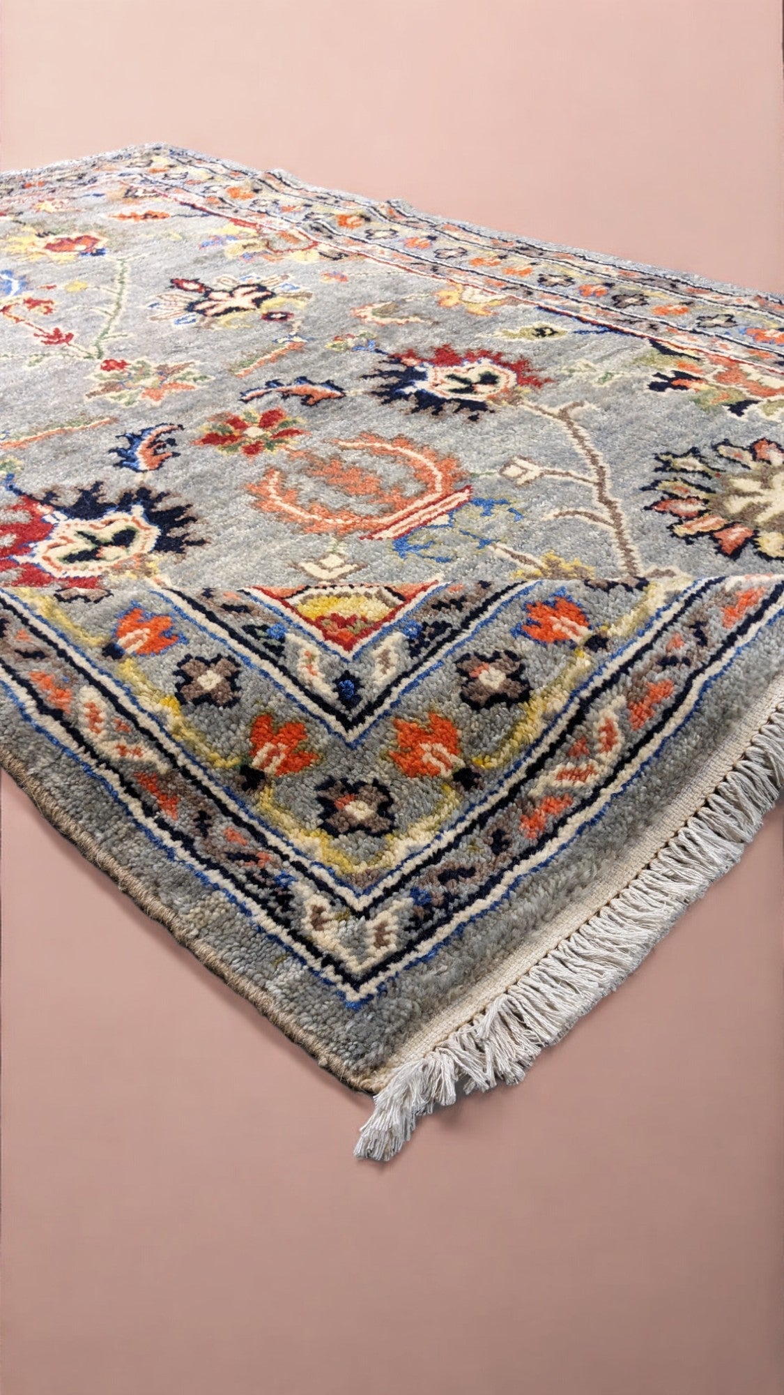 Aeva Hand Knotted Rug - 223 x 152 cm
