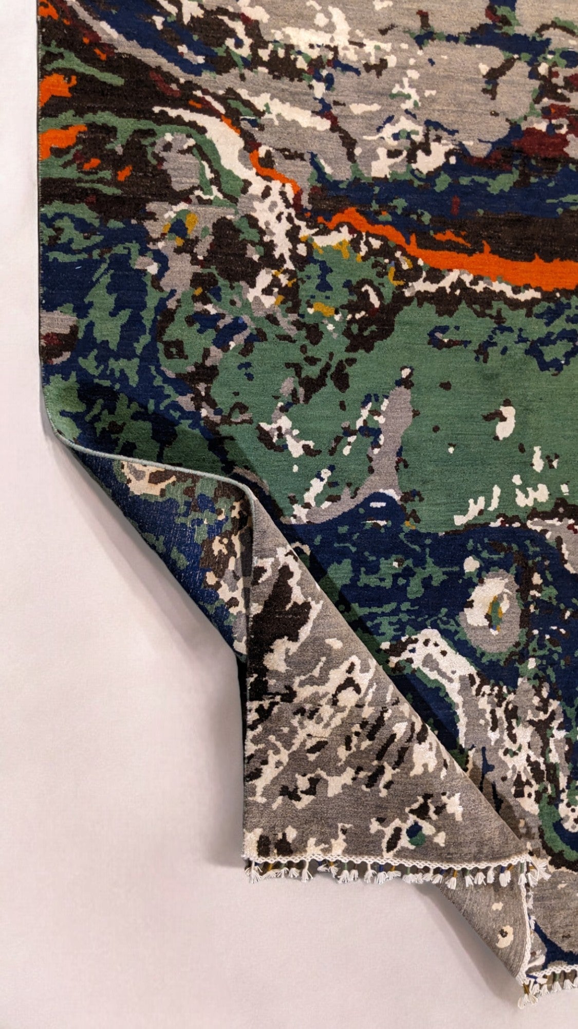 Modern Chobi Silk & Wool Rug - Size: 286 × 182 cm