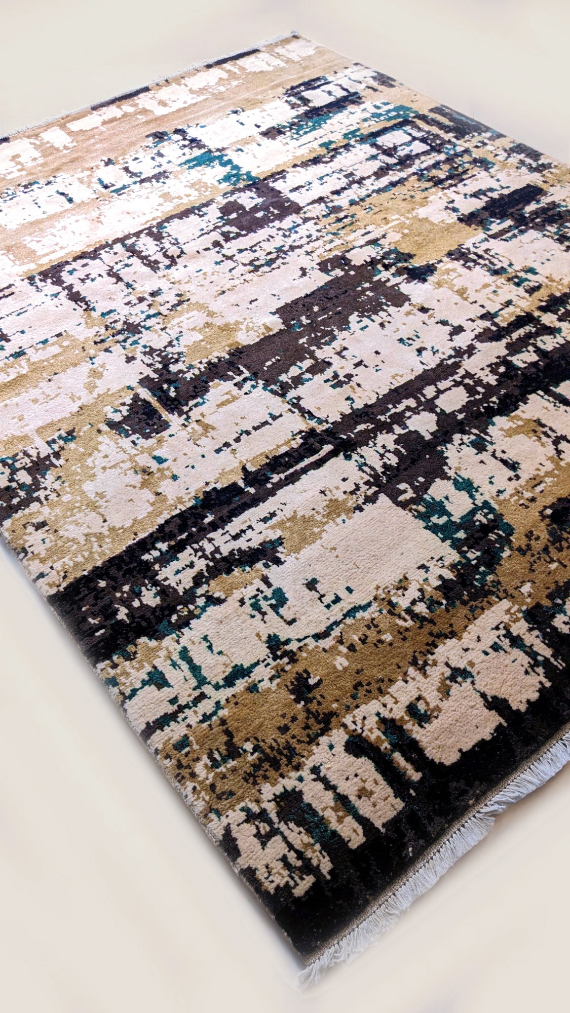 Giro Hand Knotted Rug - 315 x 246 cm