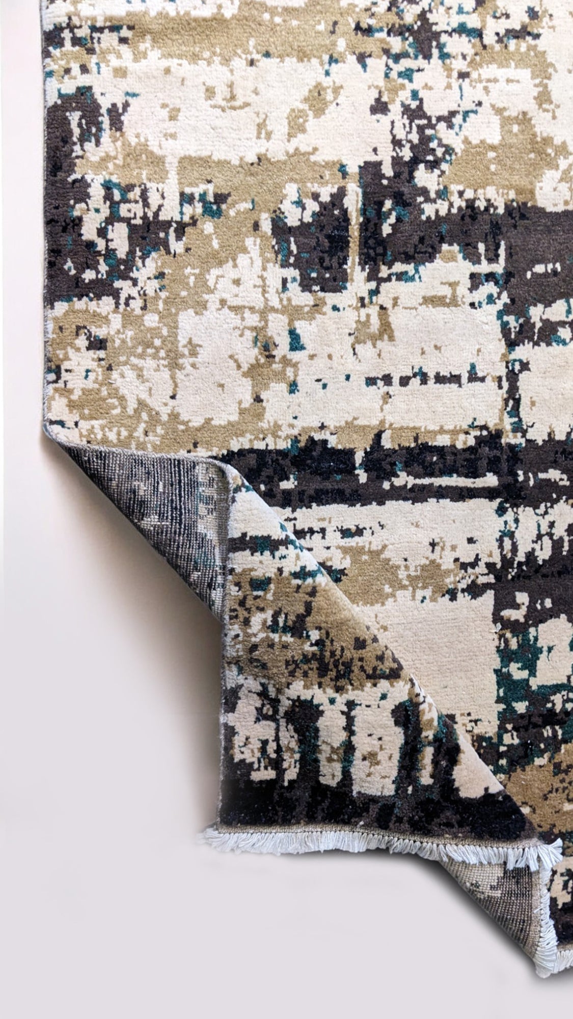 Giro Hand Knotted Rug - 315 x 246 cm