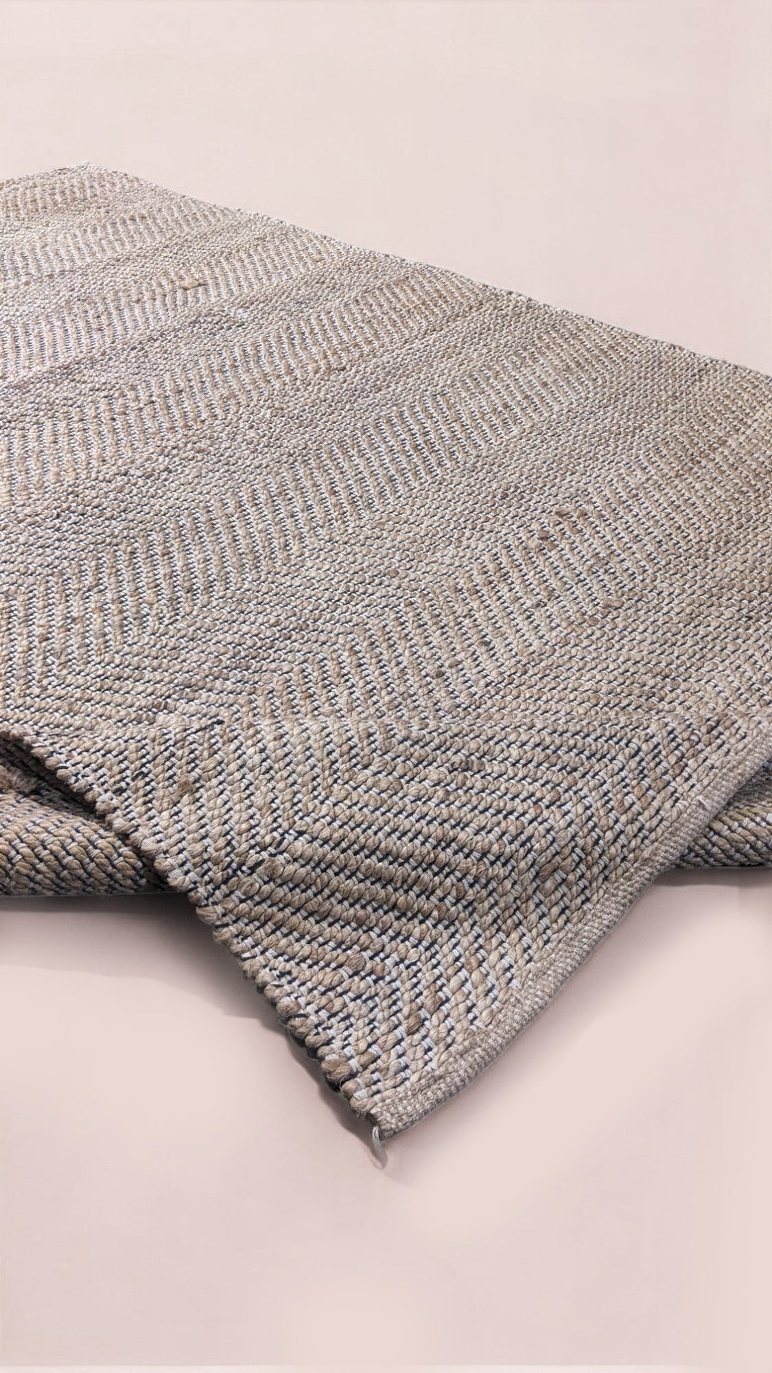 Loop Overdyed Jute Rug - 216 × 152 cm