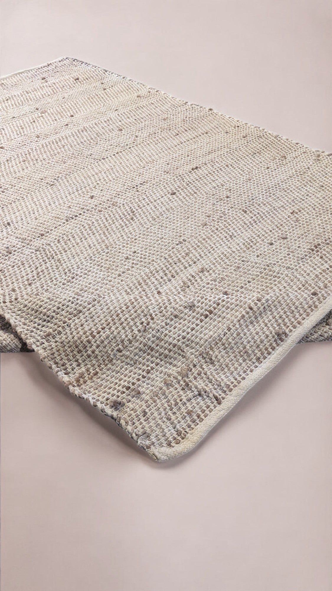 Loop Natural Jute Rug - 216 × 152 cm