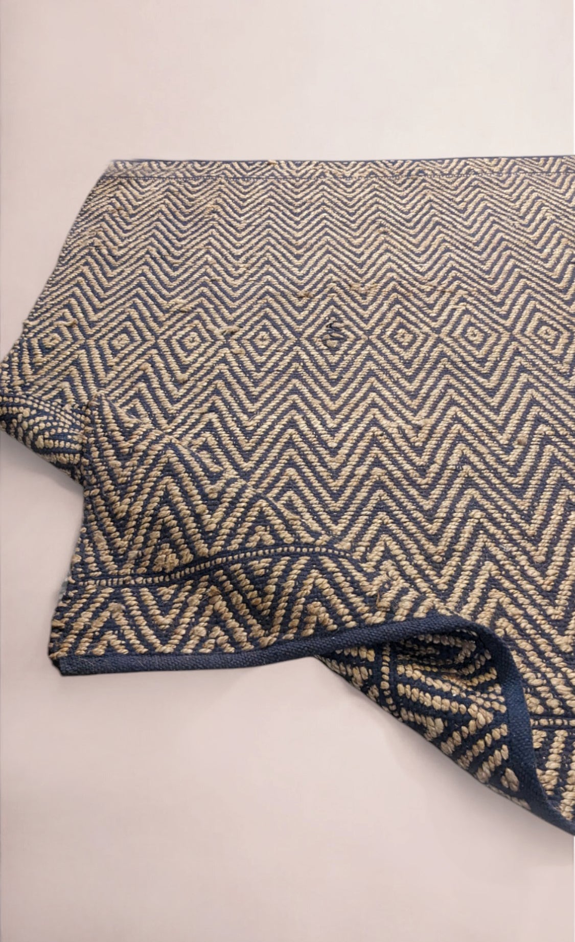 Loop Overdyed Jute Rug - 219 × 125 cm