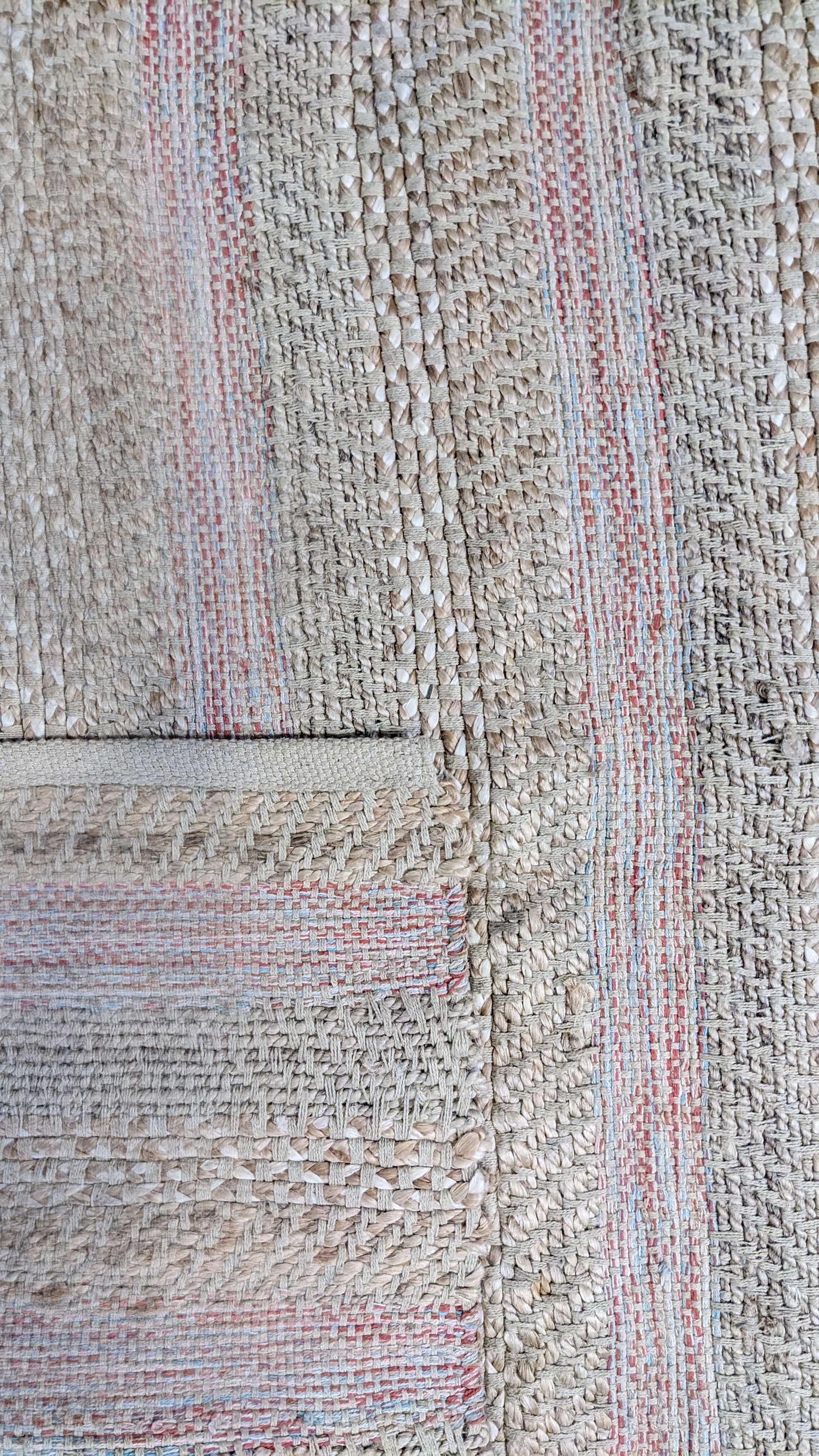 Loop Natural Jute Rug - 189 × 126 cm