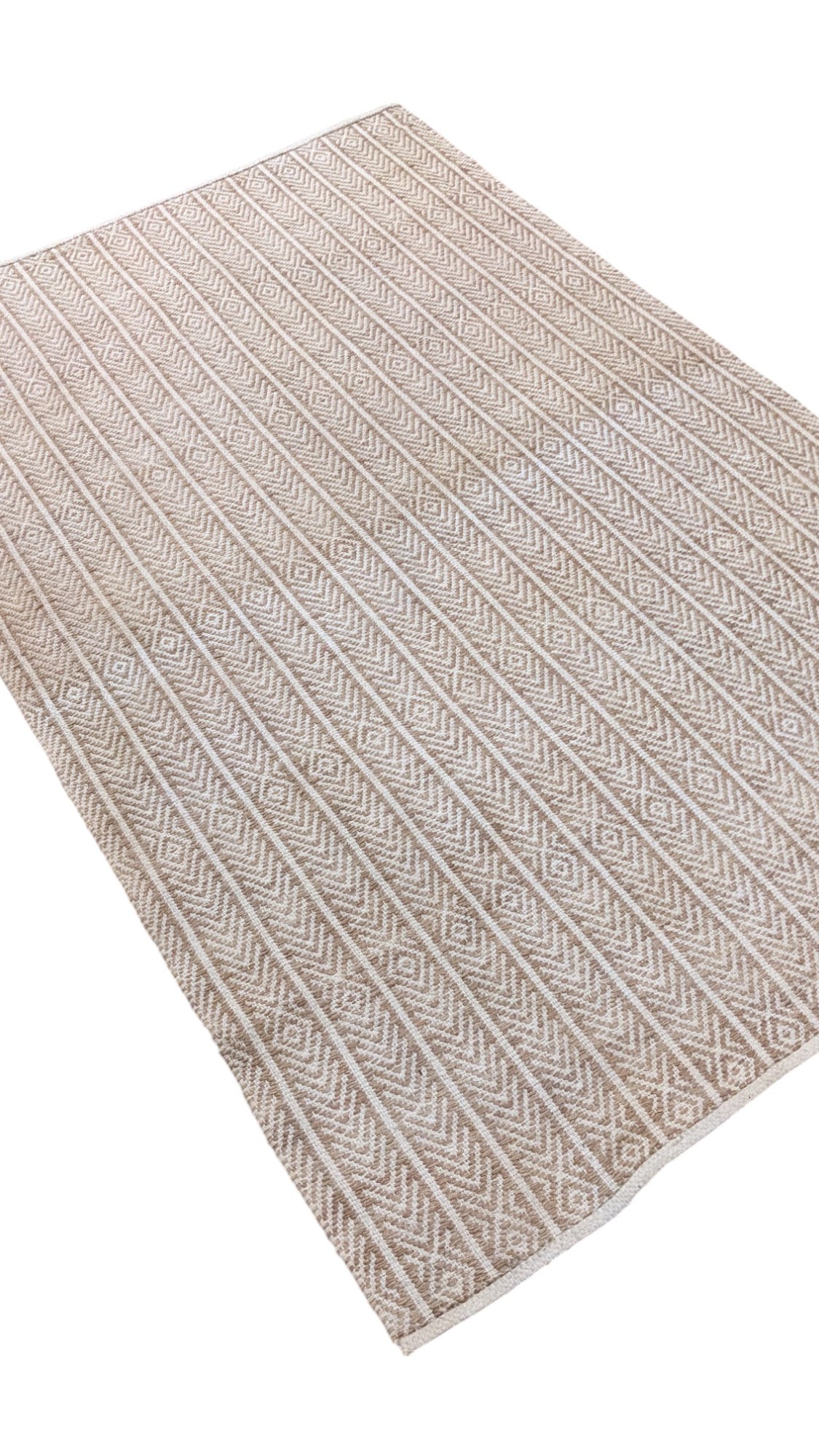 Loop Natural Jute Rug - 186 × 146 cm