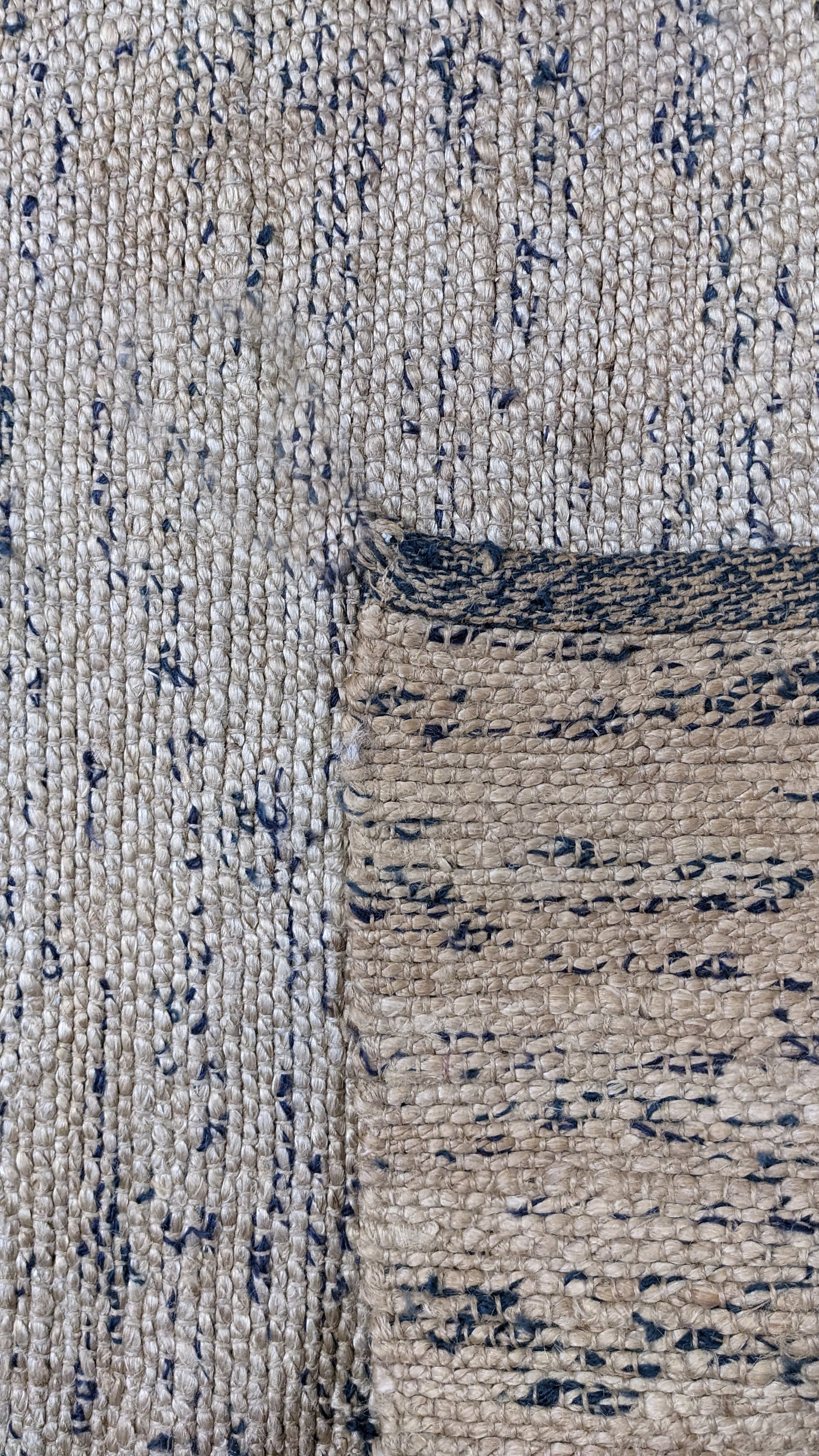 Flatweave Natural Jute Rug - 198 × 134 cm