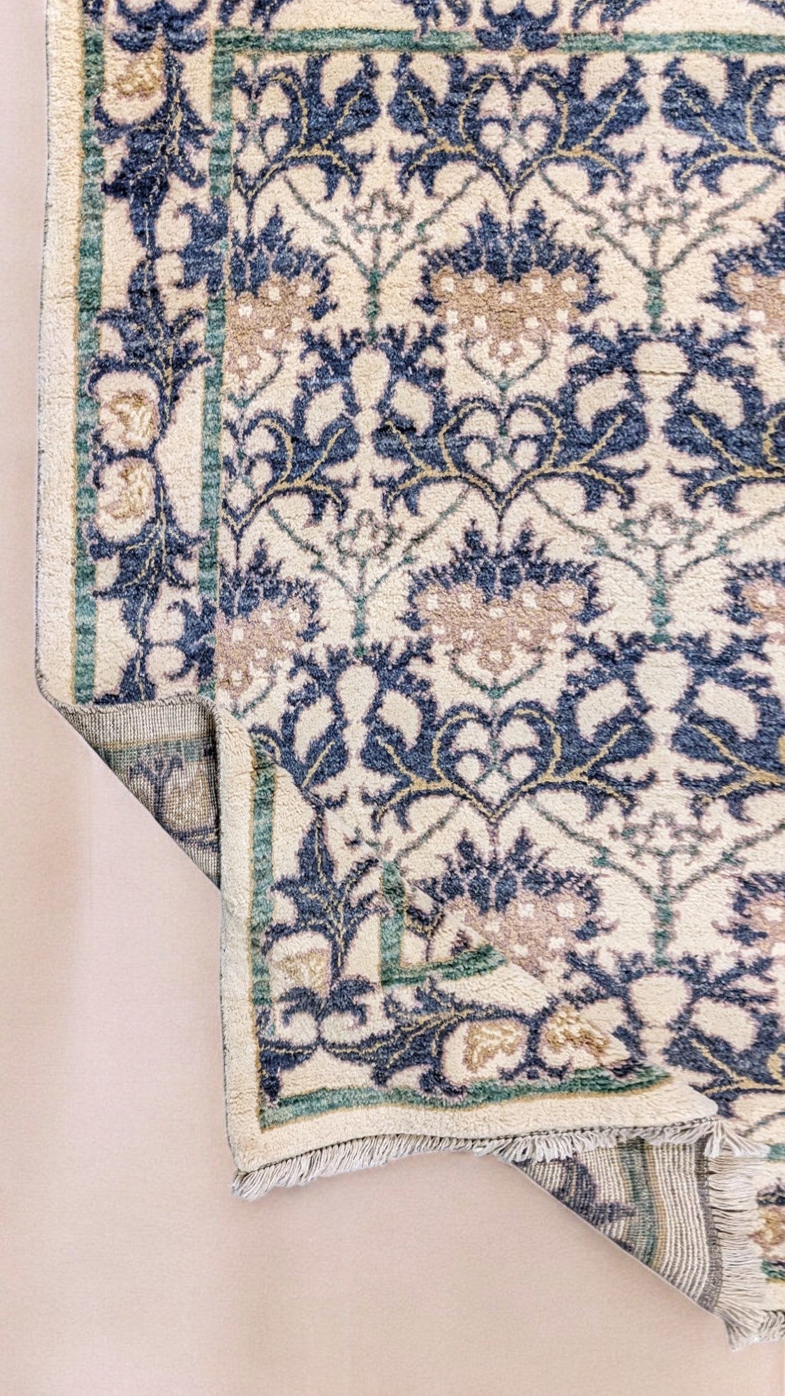 Handgeknüpfter Teppich "Serpentine" – Maßanfertigung