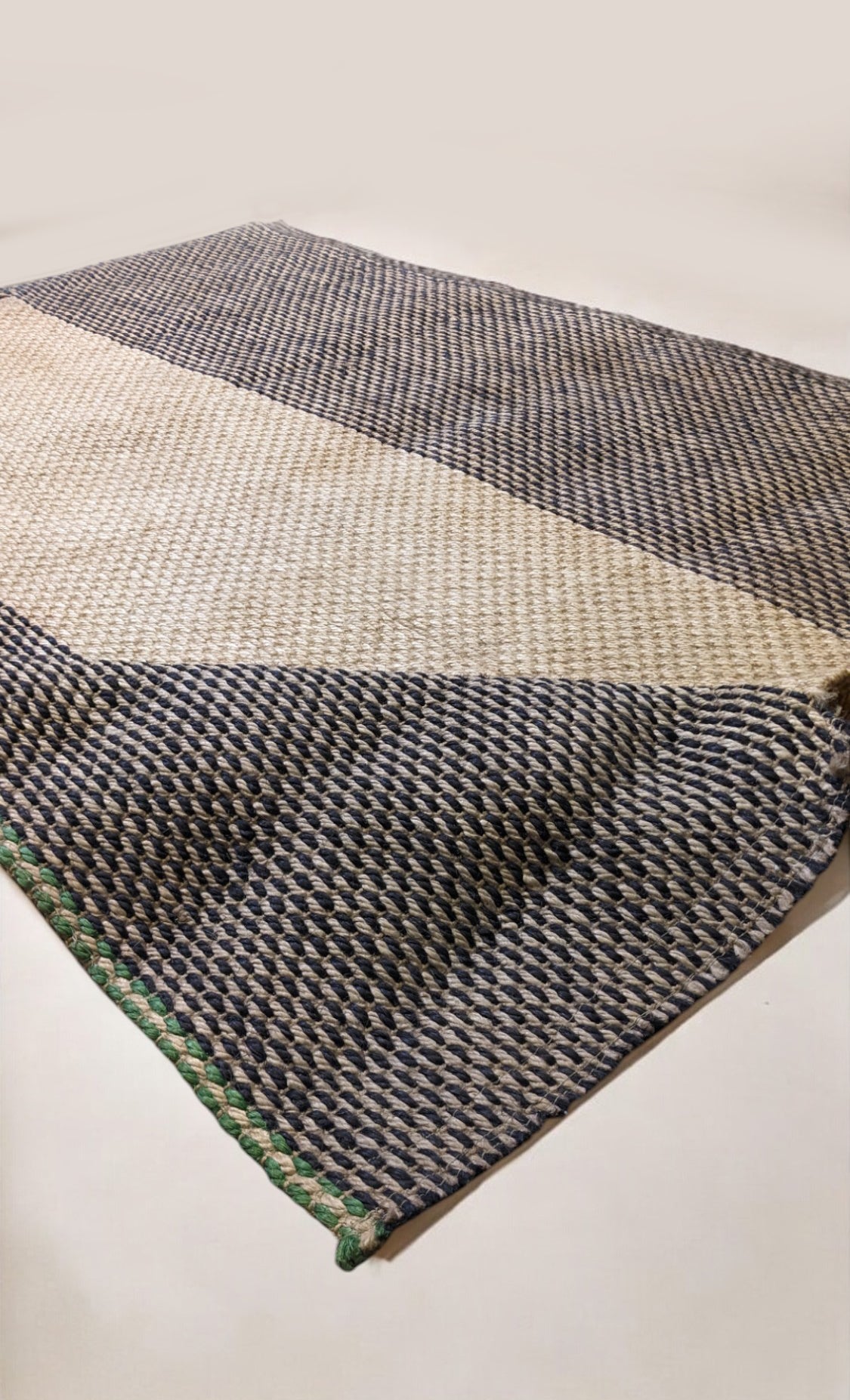 Braided Natural Jute Rug - 207 × 174 cm