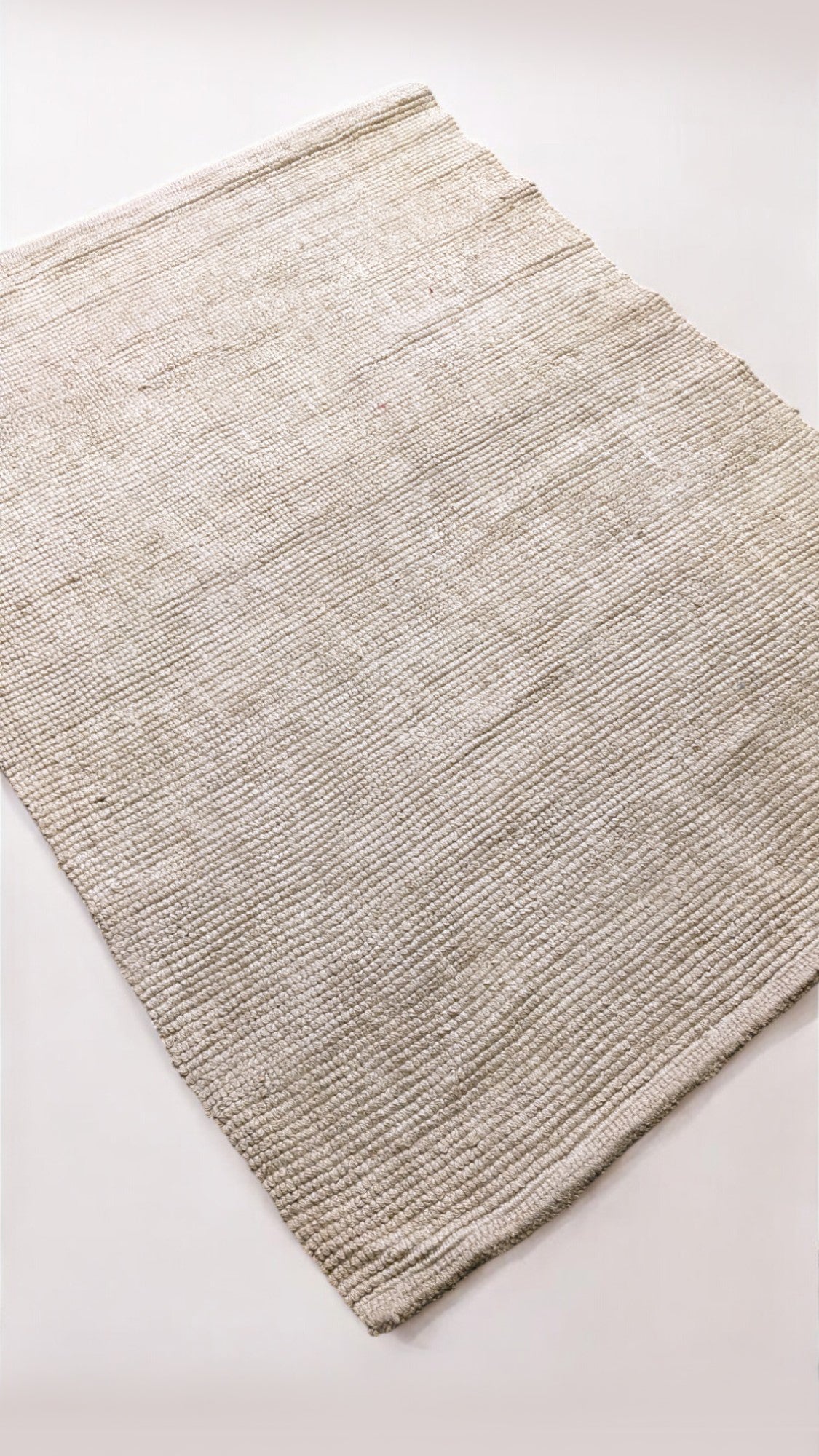 Loop Natural Jute Rug - 158 x 94 cm