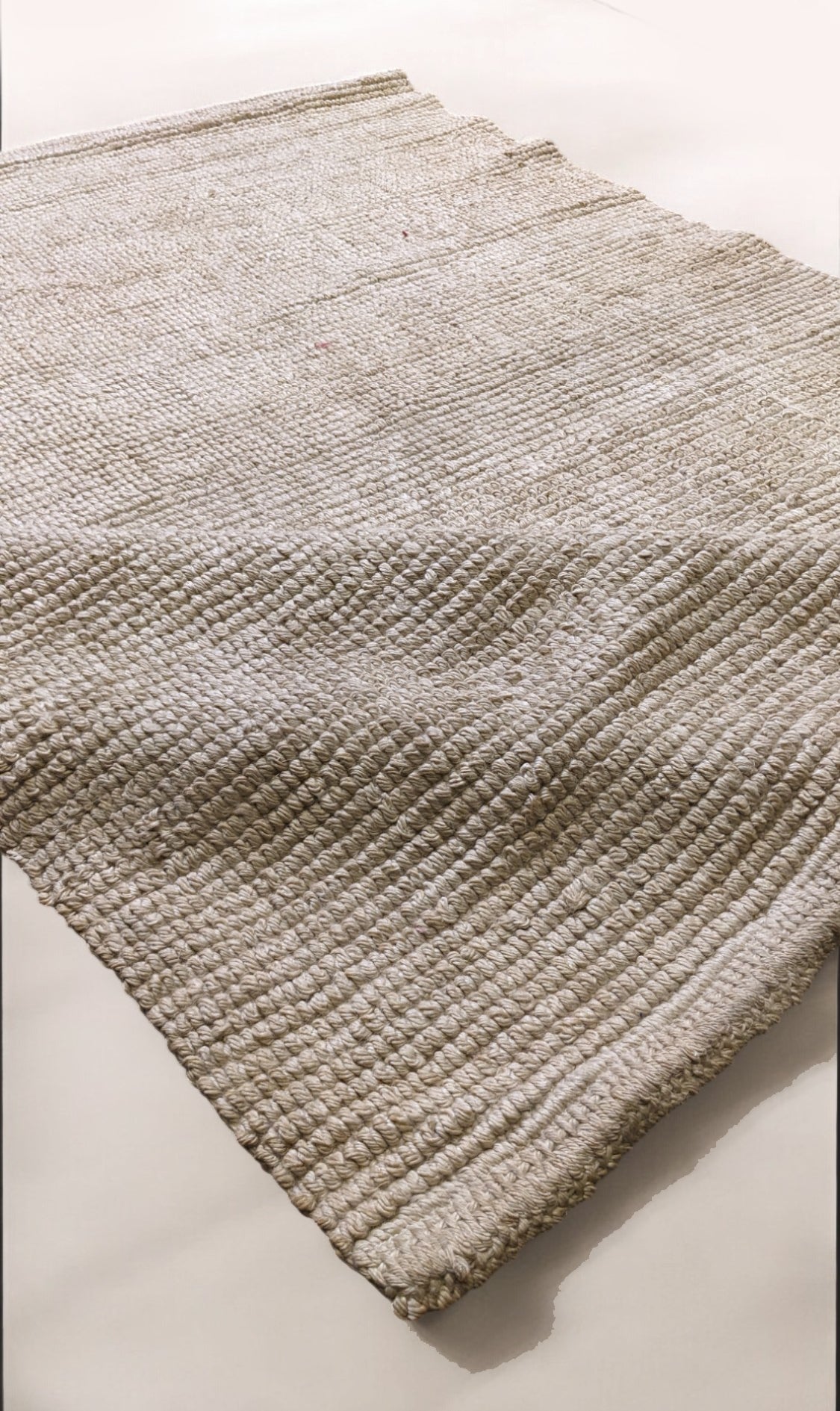 Loop Natural Jute Rug - 158 x 94 cm