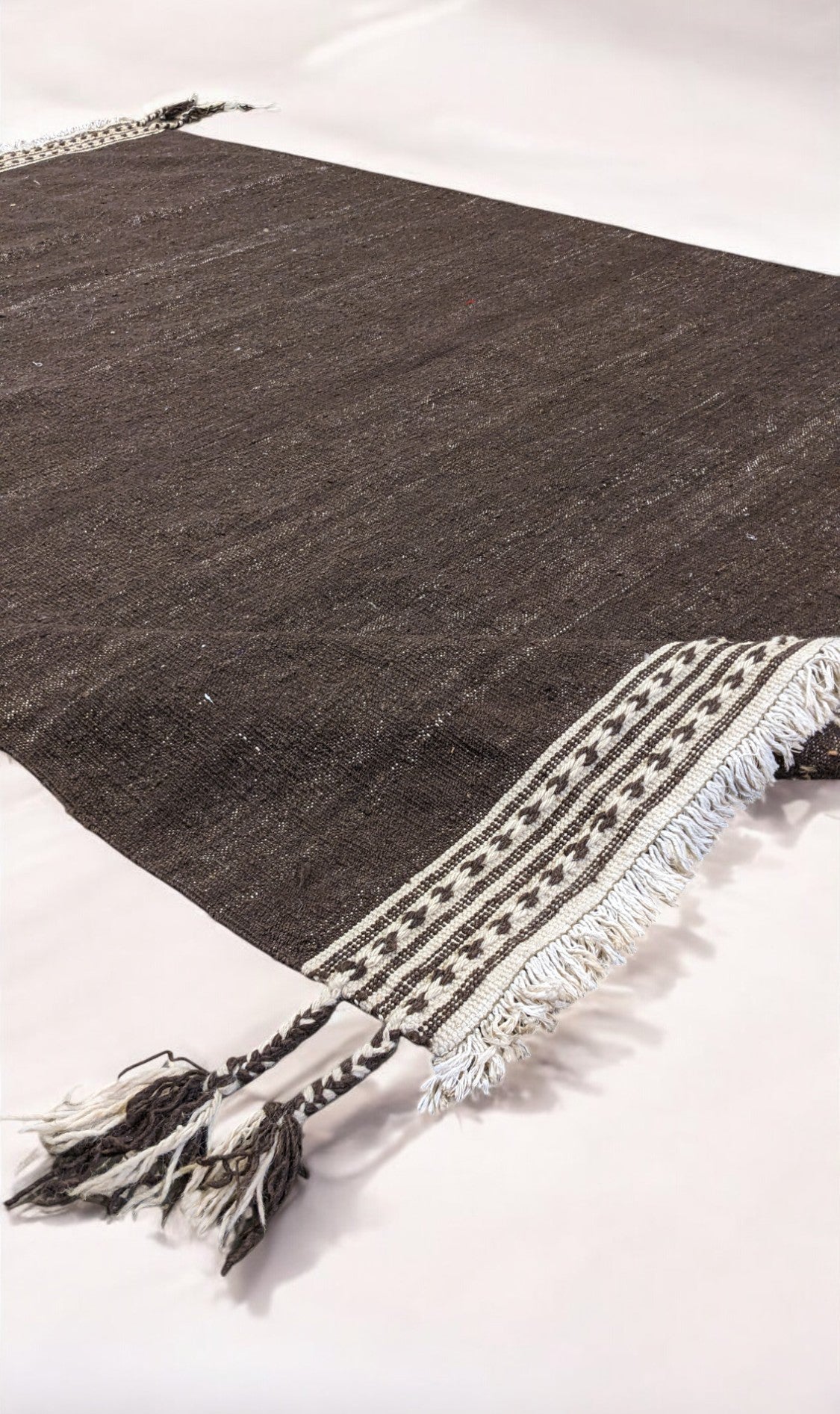 Quill Flachgewebe-Teppich – Sonderanfertigung