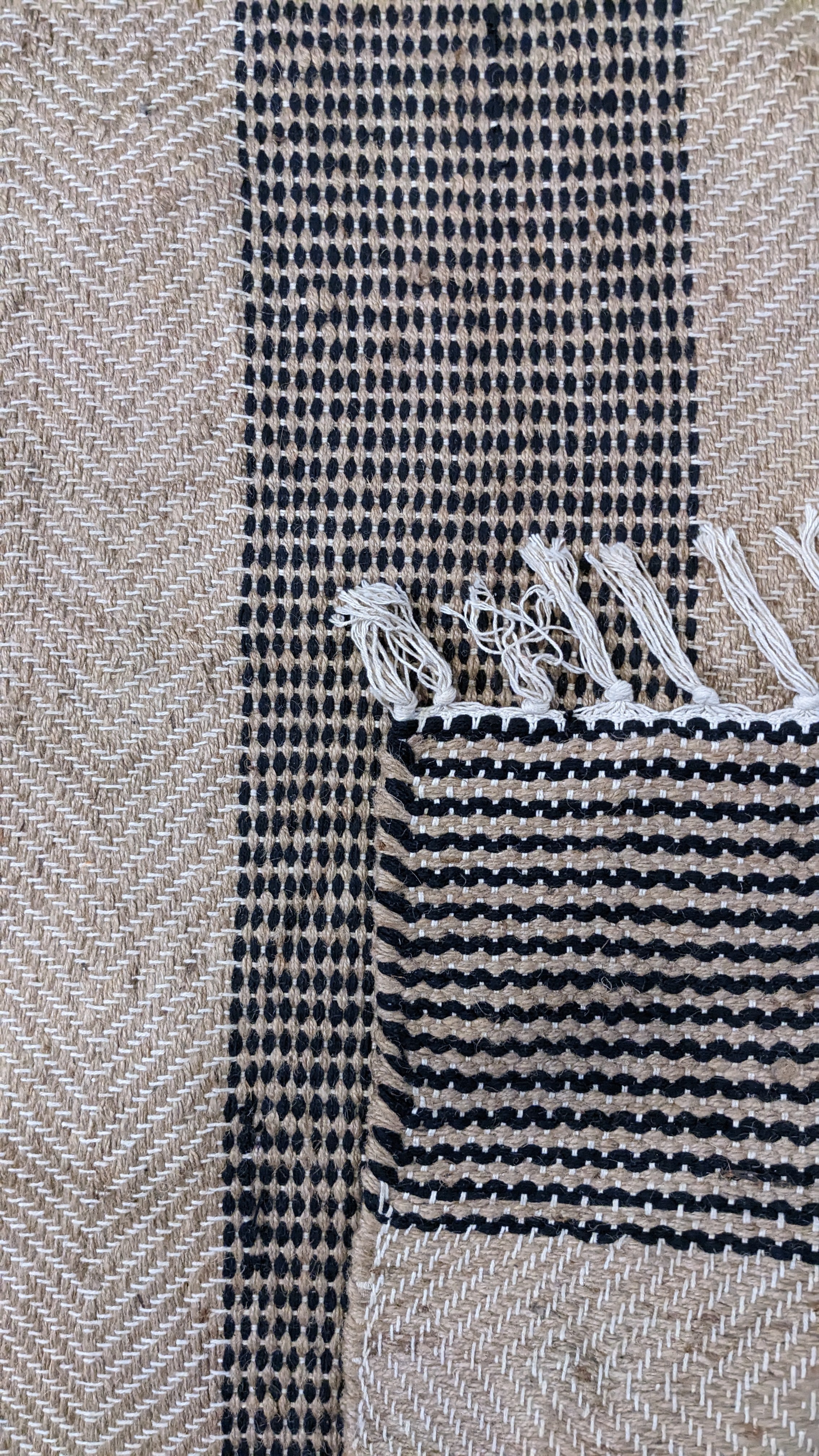 Flatweave Natural Jute Rug - 207 x 140 cm