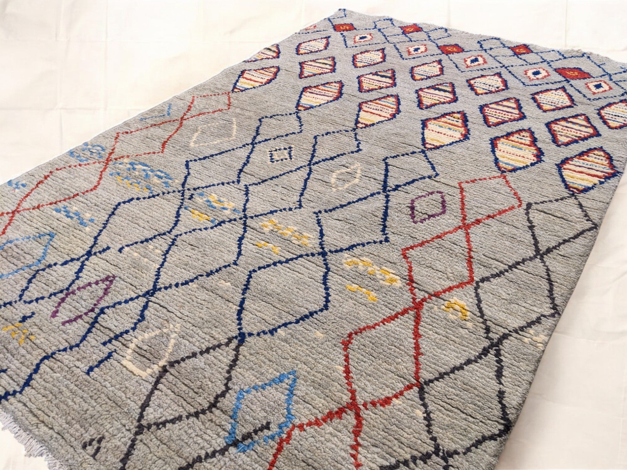 Parallax -  Moroccan Hand Knotted Multicolor Geometric Berber Wool Rug | 244 x 162 cm