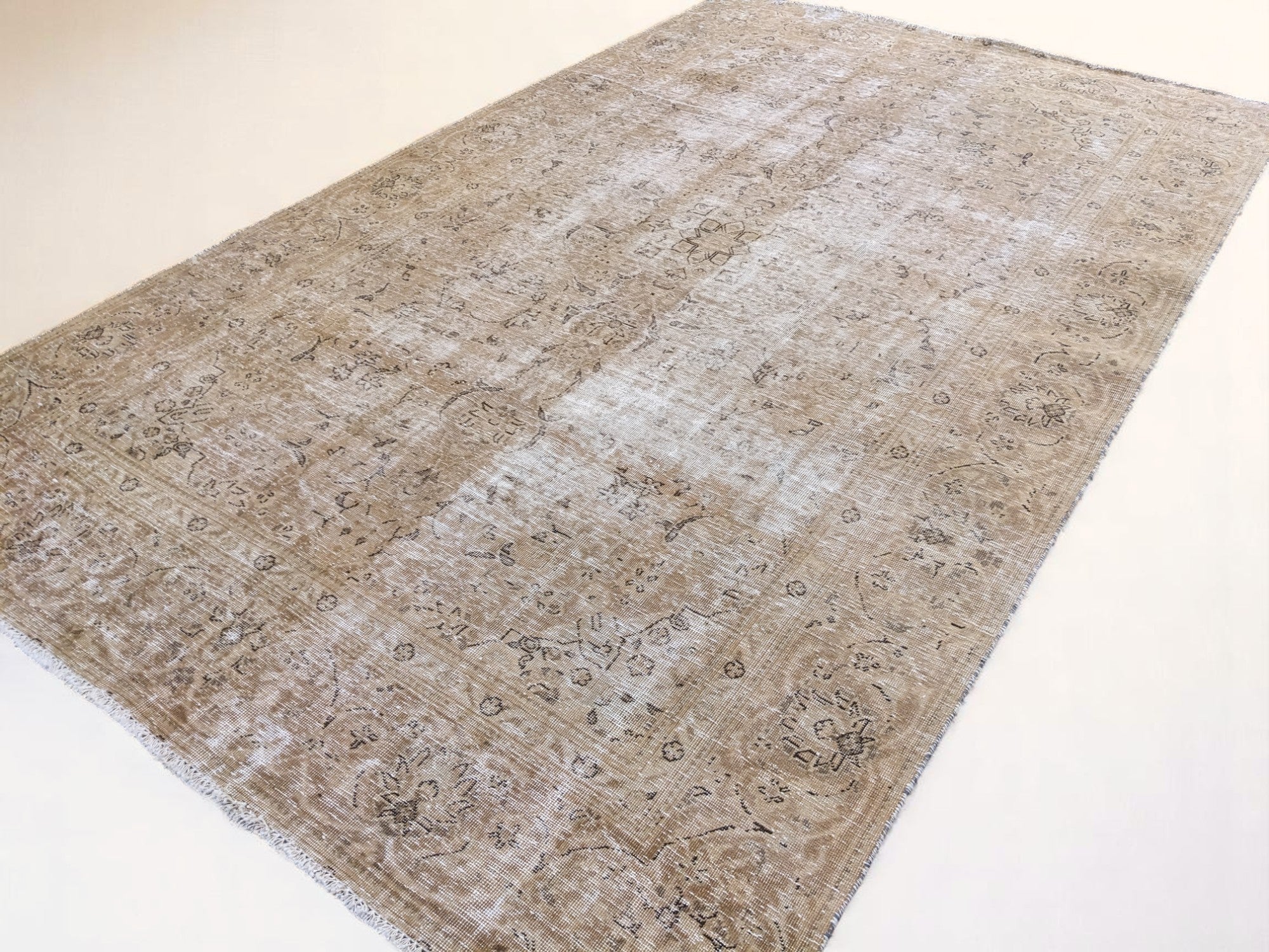Tabriz – Vintage Persian Beige & Ivory Overdyed Hand Knotted Wool Runner | 302 x 183 cm