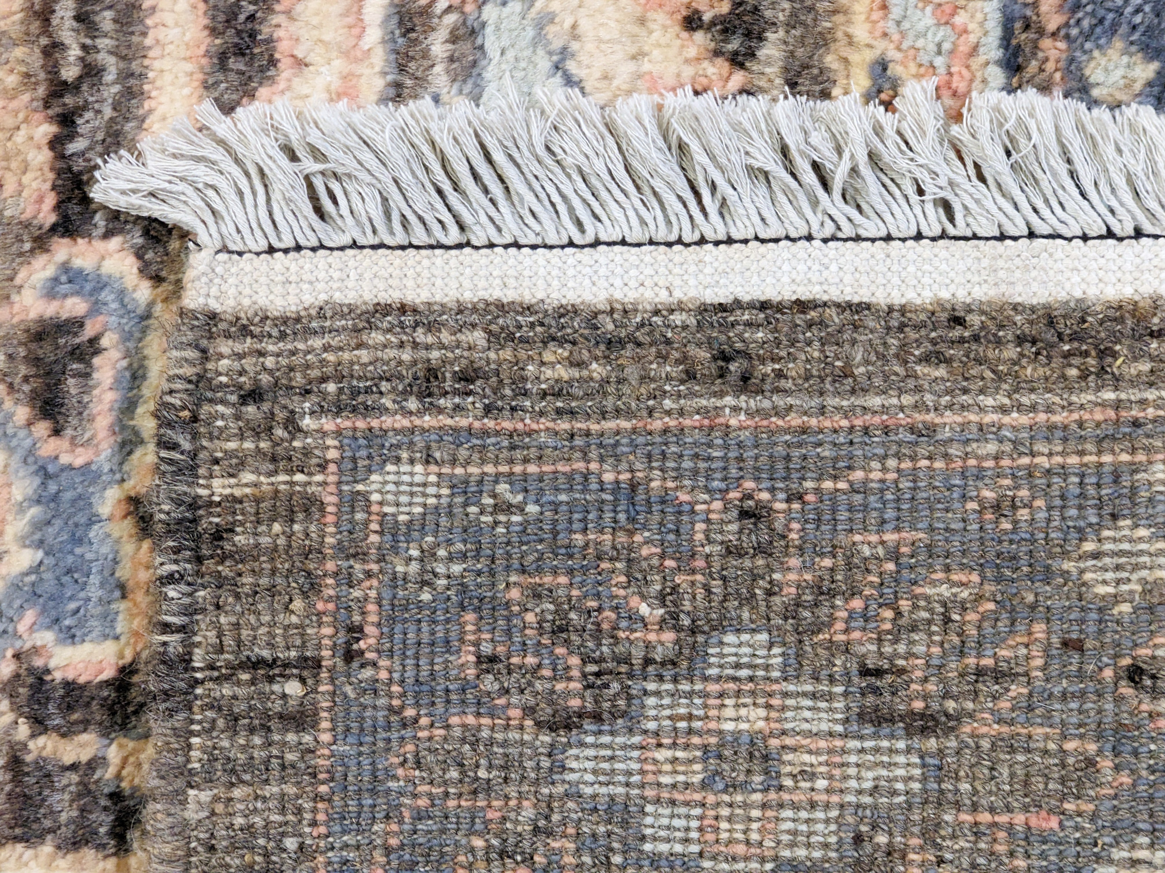 Wrealm handgeknüpfter Teppich – auf Bestellung gefertigt