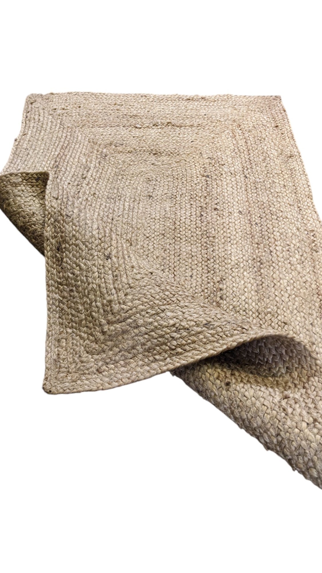 Braided Natural Jute Rug - 122 × 85 cm