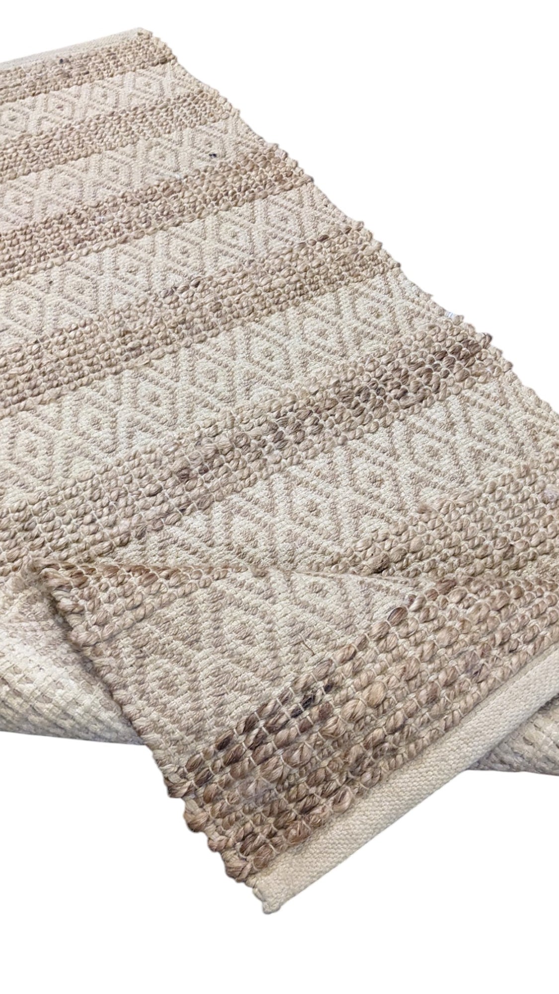 Braided Natural Jute Rug - 125 × 73 cm