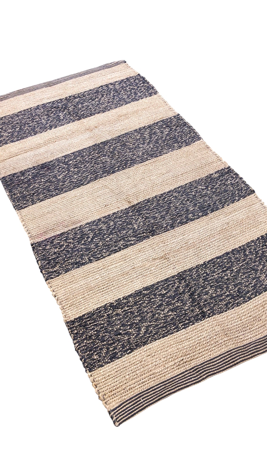 Braided Natural Jute Rug - 152 x 85 cm