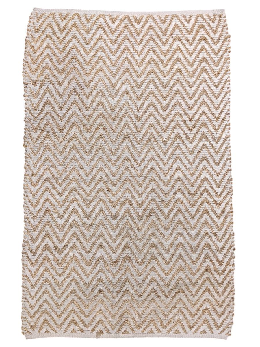 Braided Natural Jute Rug - 95 x 64 cm