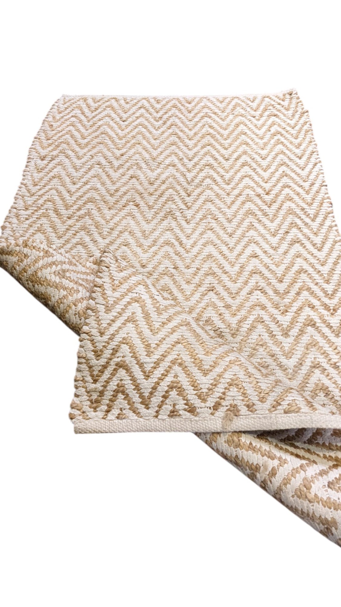 Braided Natural Jute Rug - 95 x 64 cm