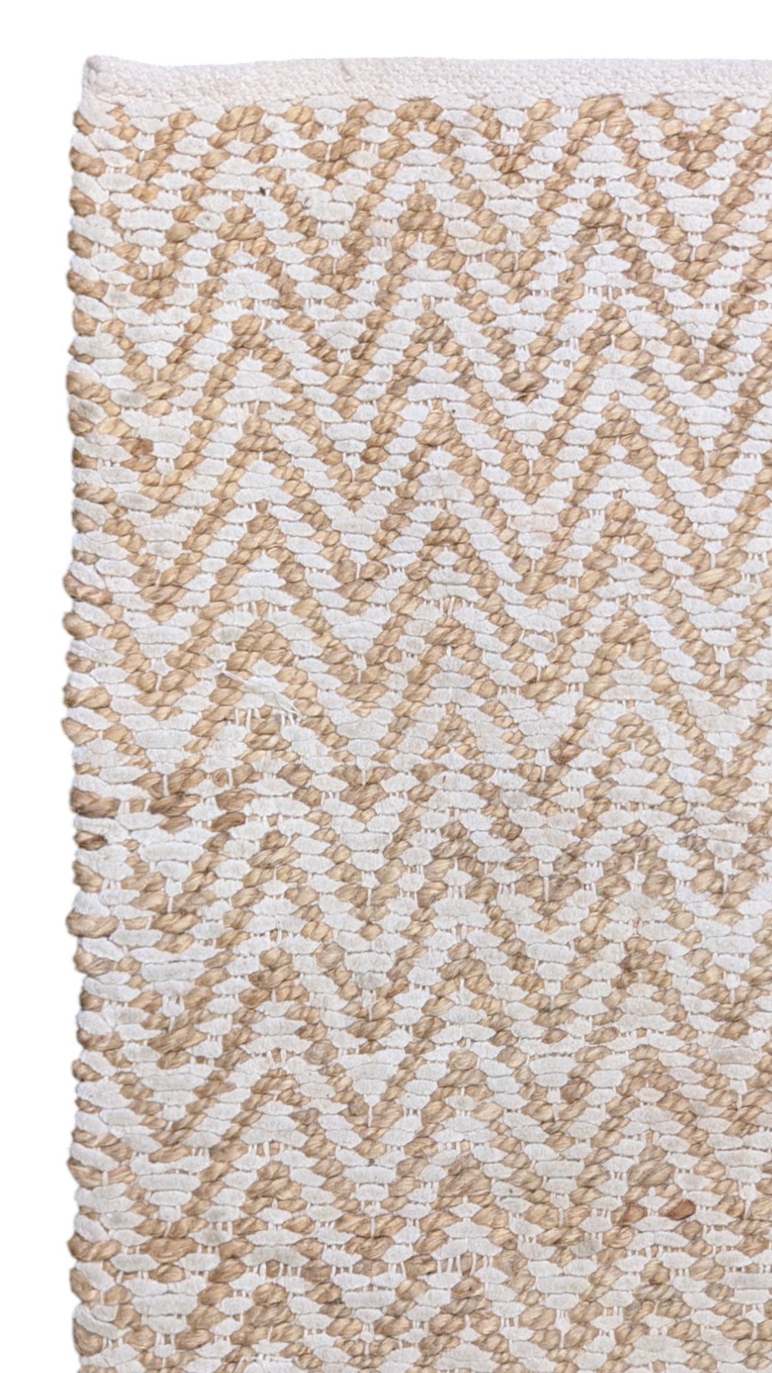 Braided Natural Jute Rug - 95 x 64 cm