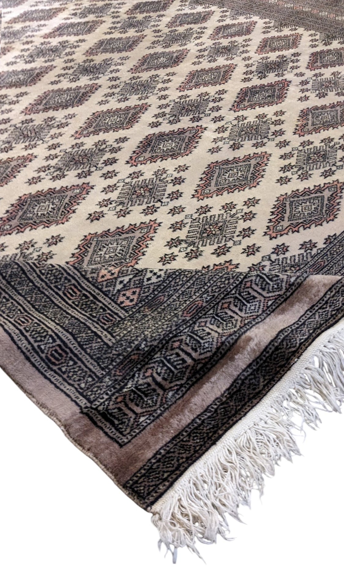 Pakistani Bokhara Rug - Size: 289 × 207 cm