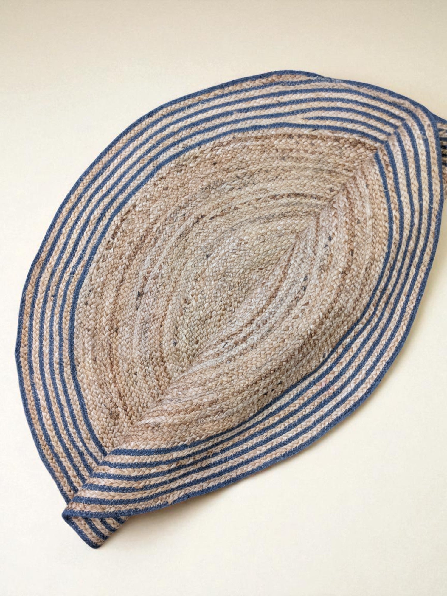 Braided Natural Round Jute Rug  - 94 x 94 cm