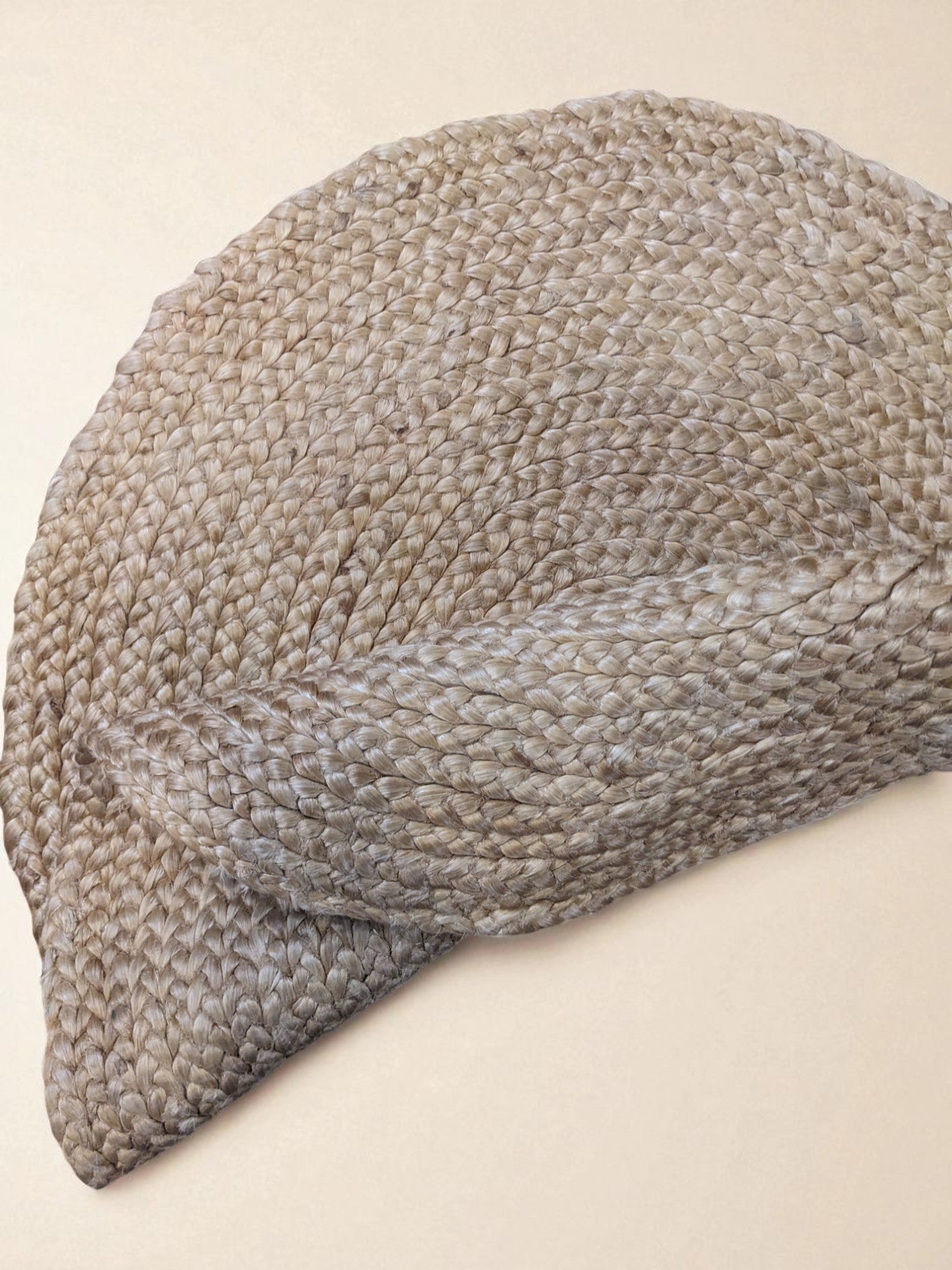 Braided Natural Round Jute Rug - 85 x 85 cm