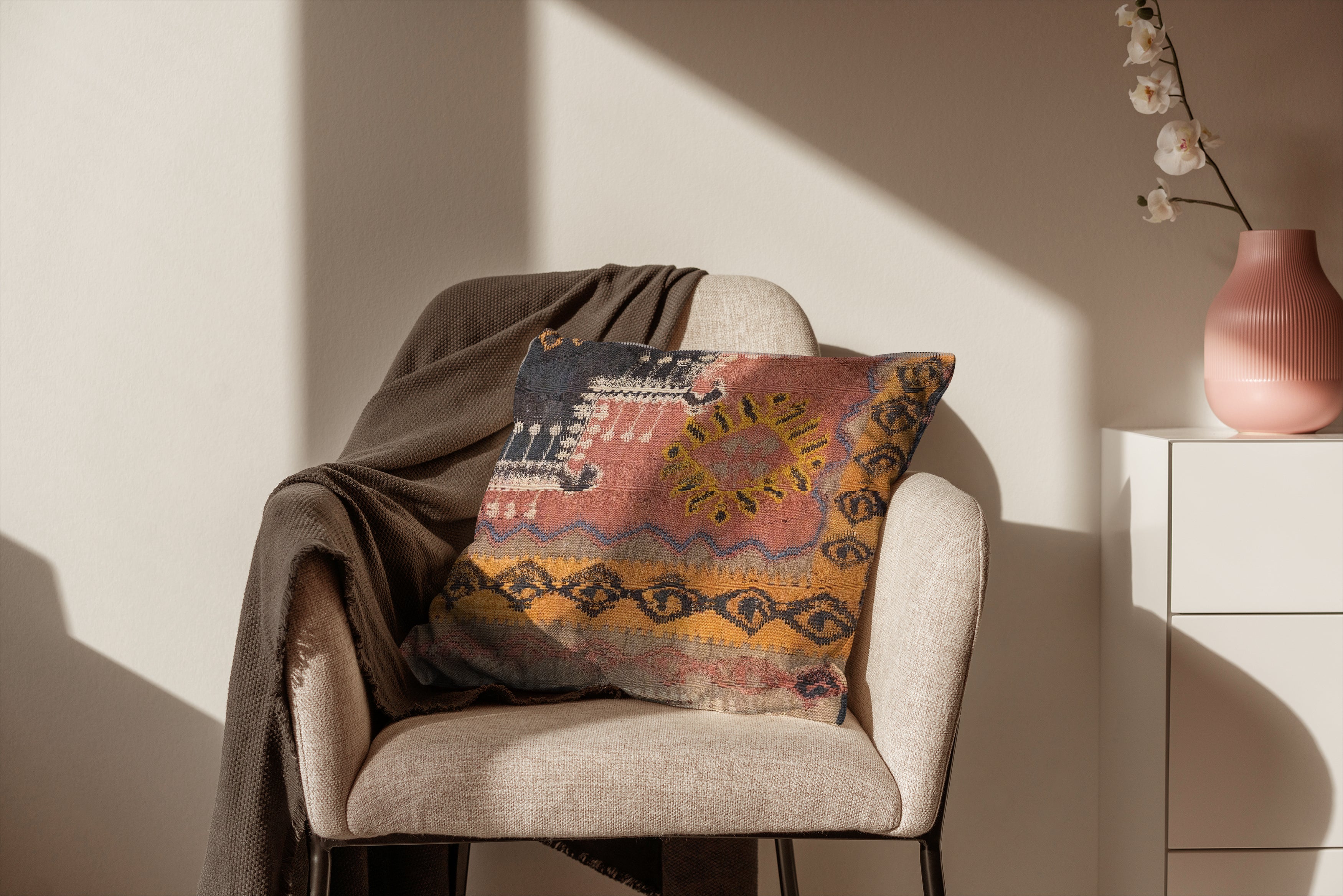 Turkish Kilim Vintage Cushion Cover - 40 x 40 cm
